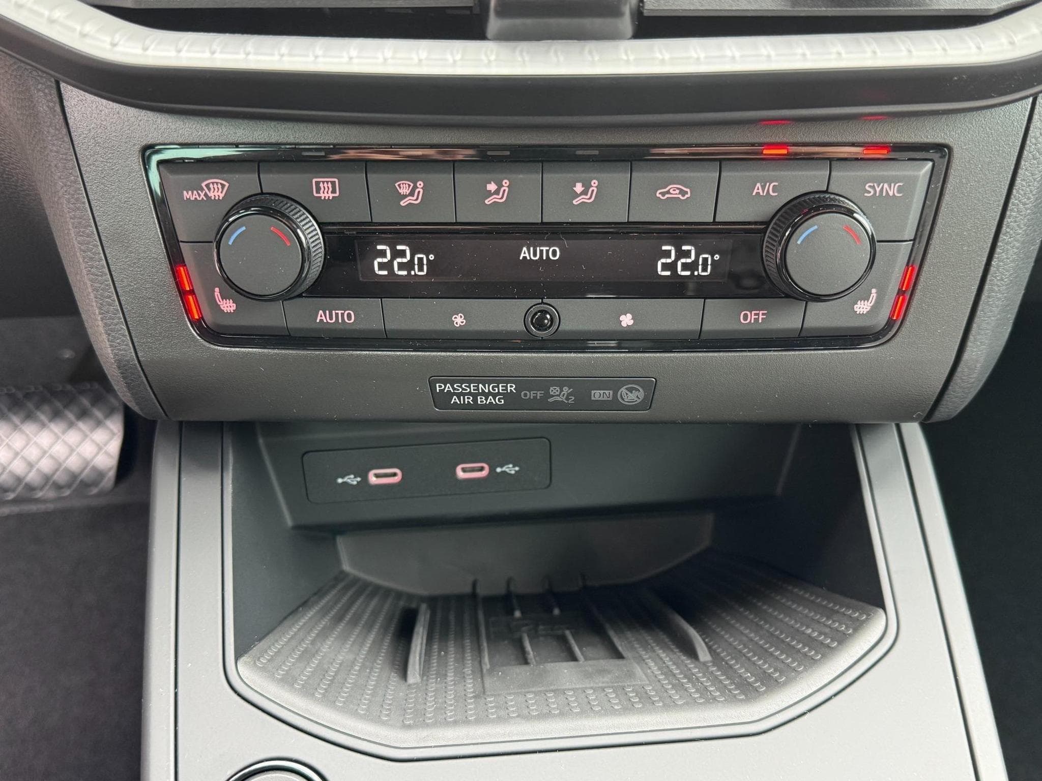 Seat Arona FR (2026) - Photo 15