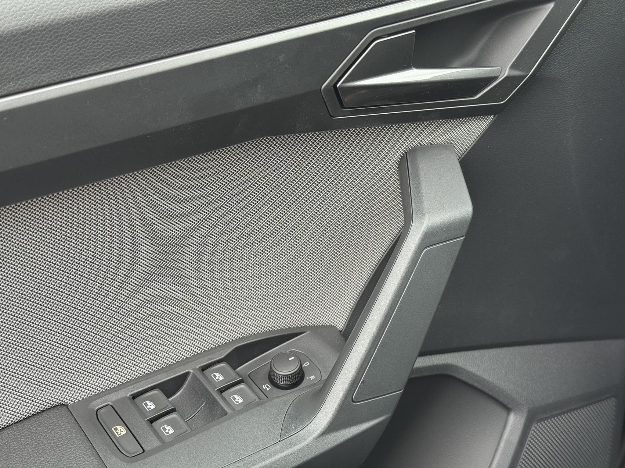 Seat Arona FR (2026) - Photo 23
