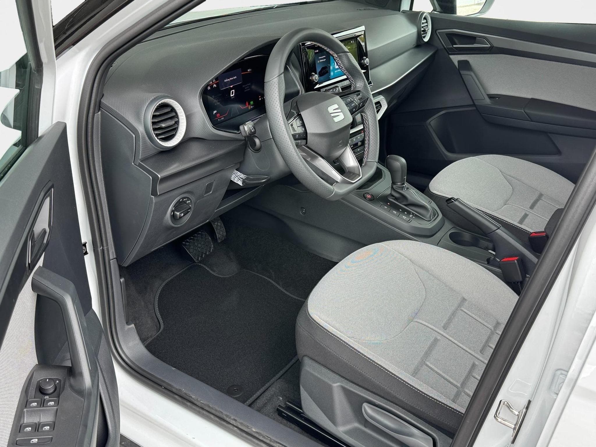 Seat Arona FR 1.5 TSI (2026) - Photo 10
