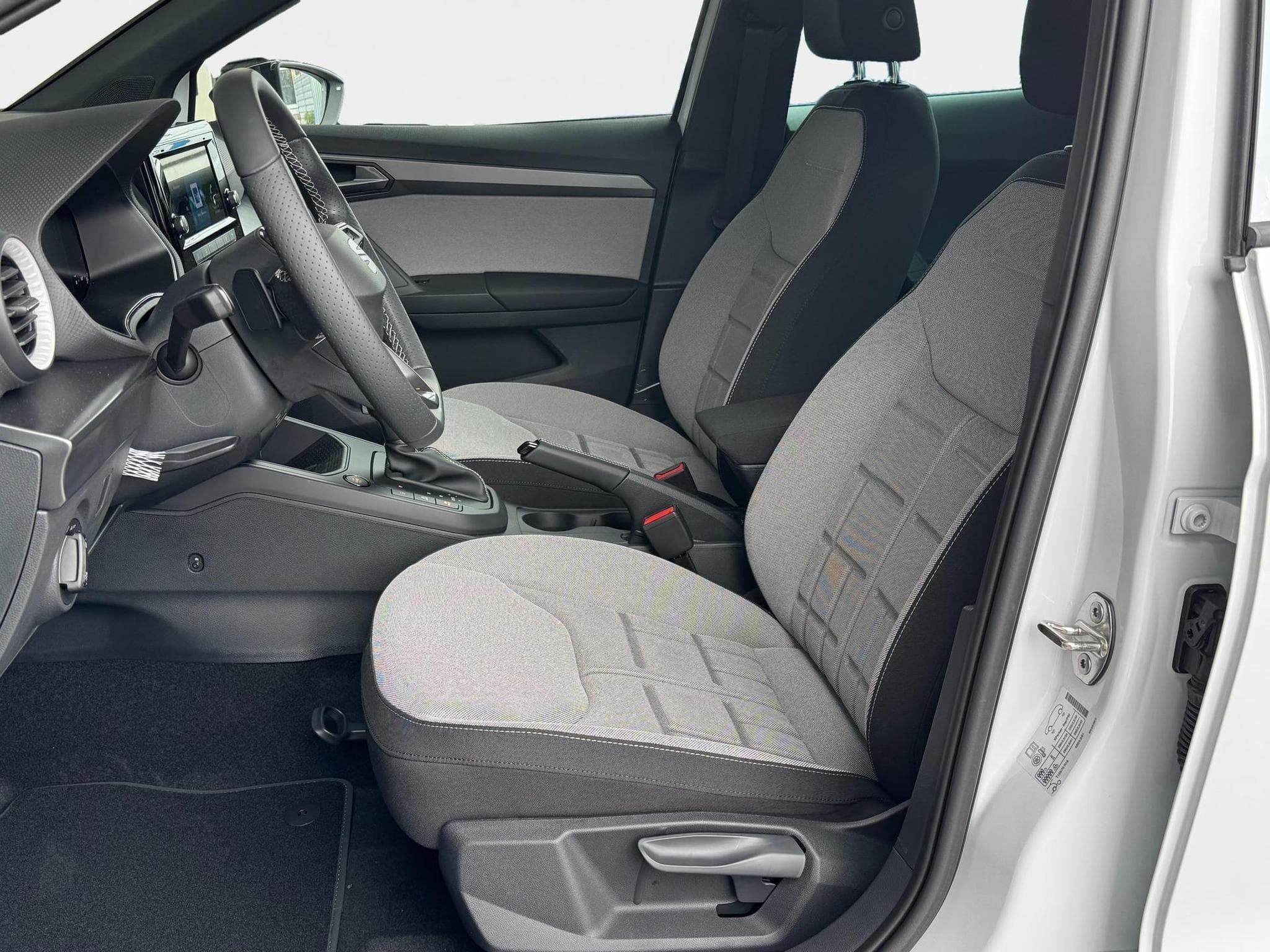 Seat Arona FR (2026) - Photo 24