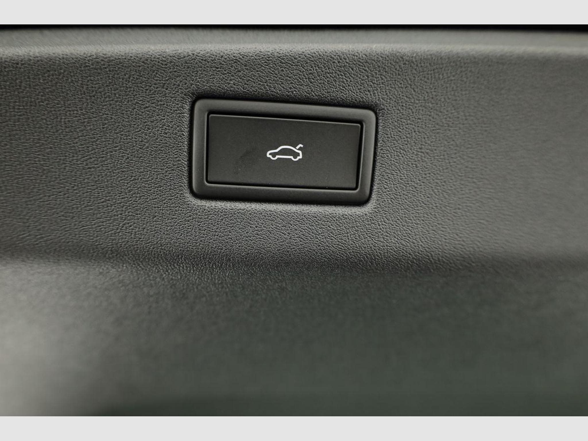 VW ID.7 Pro Black, AHK, (2026) - Photo 12