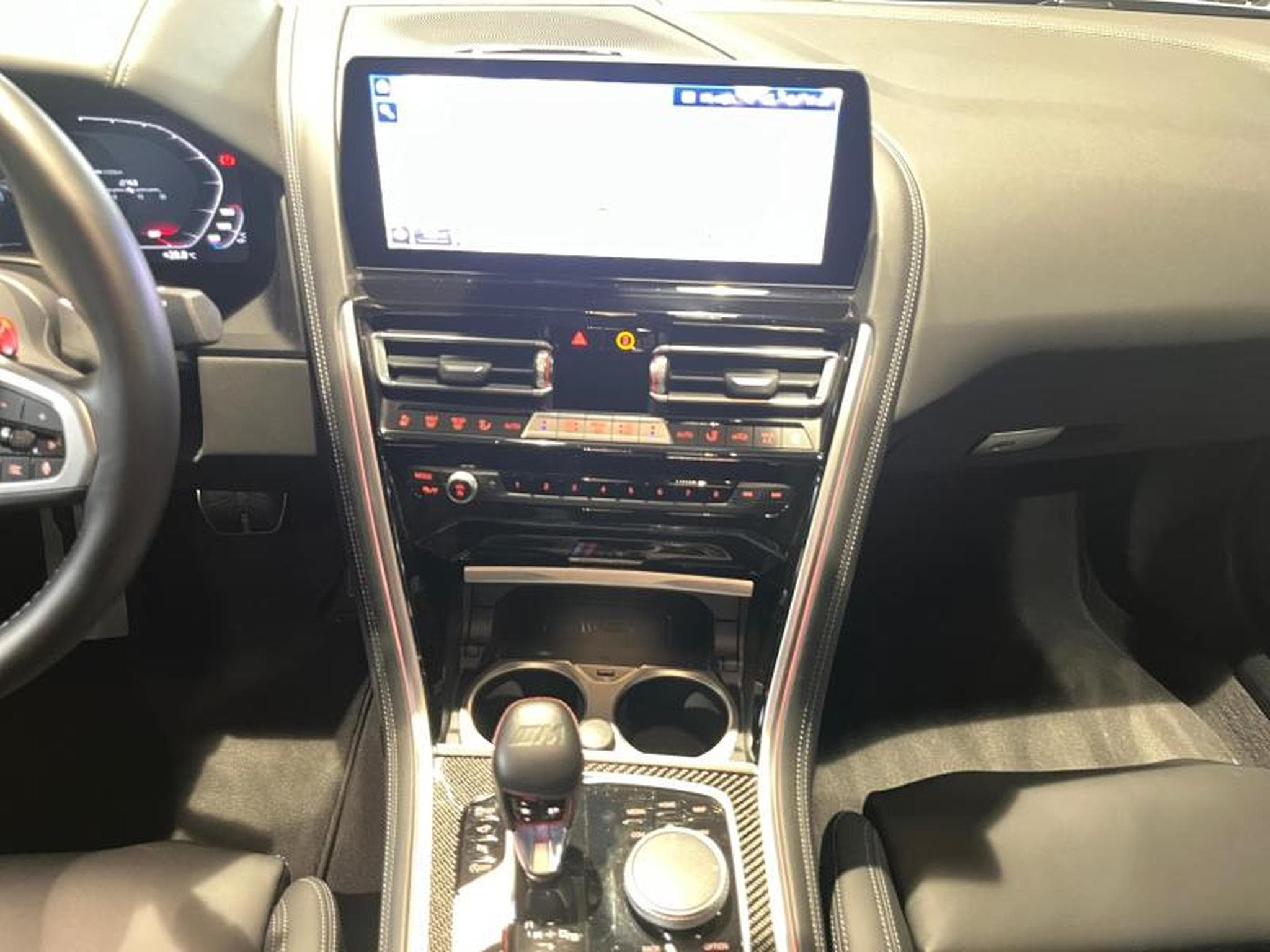 BMW M8 M8 Competition Gran Coupé xDrive (2025) - Photo 9