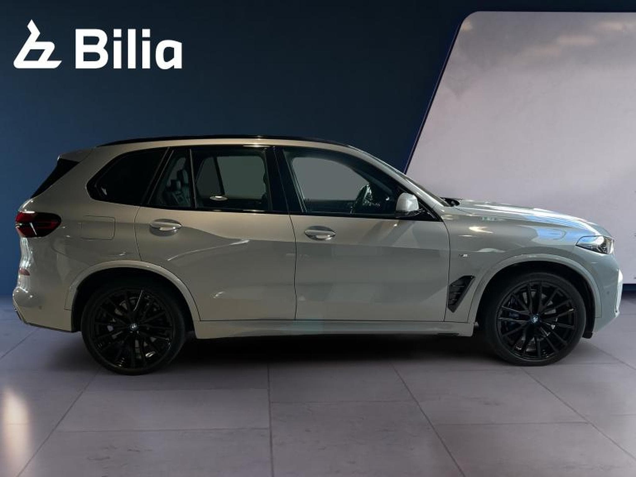 BMW X5 X5 xDrive50e M Sport (2024) - Photo 4