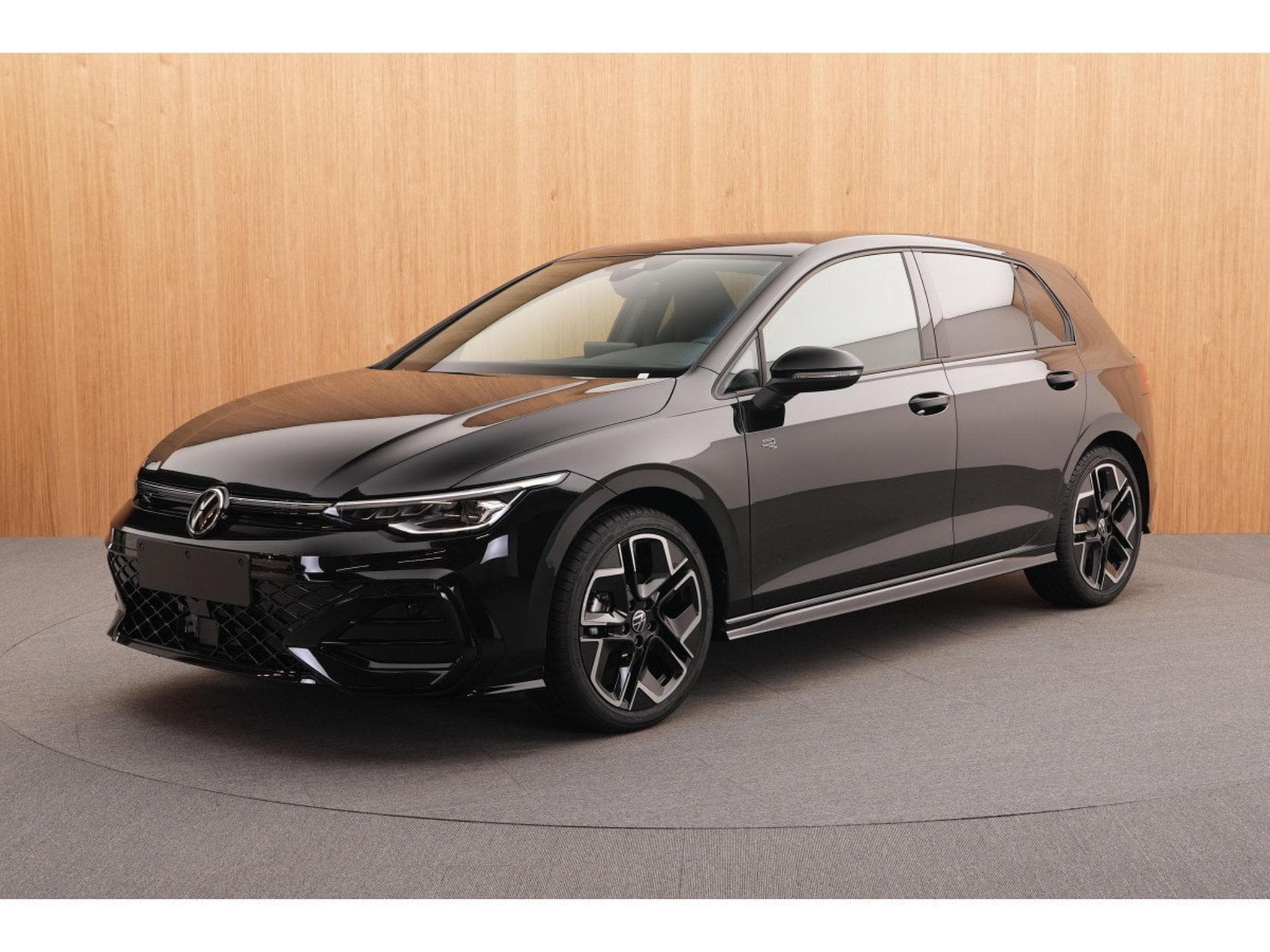VW Golf R-Line 1.5 eTSI 110KW-150CV DSG7 - (2026) - Photo 1
