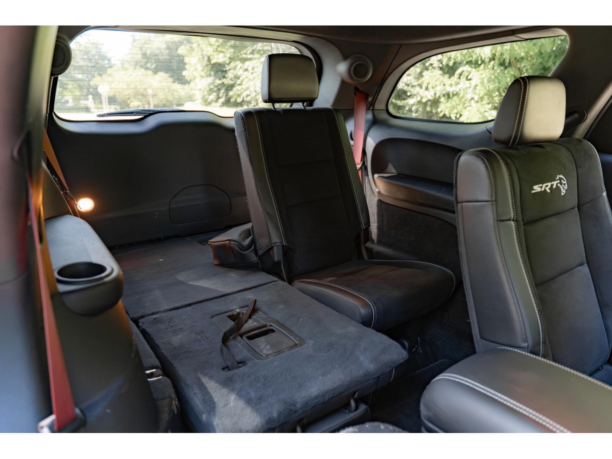 Dodge Durango SRT HELLCAT - 6 Places - Harman Kardon - Black Package (2023) - Photo 12
