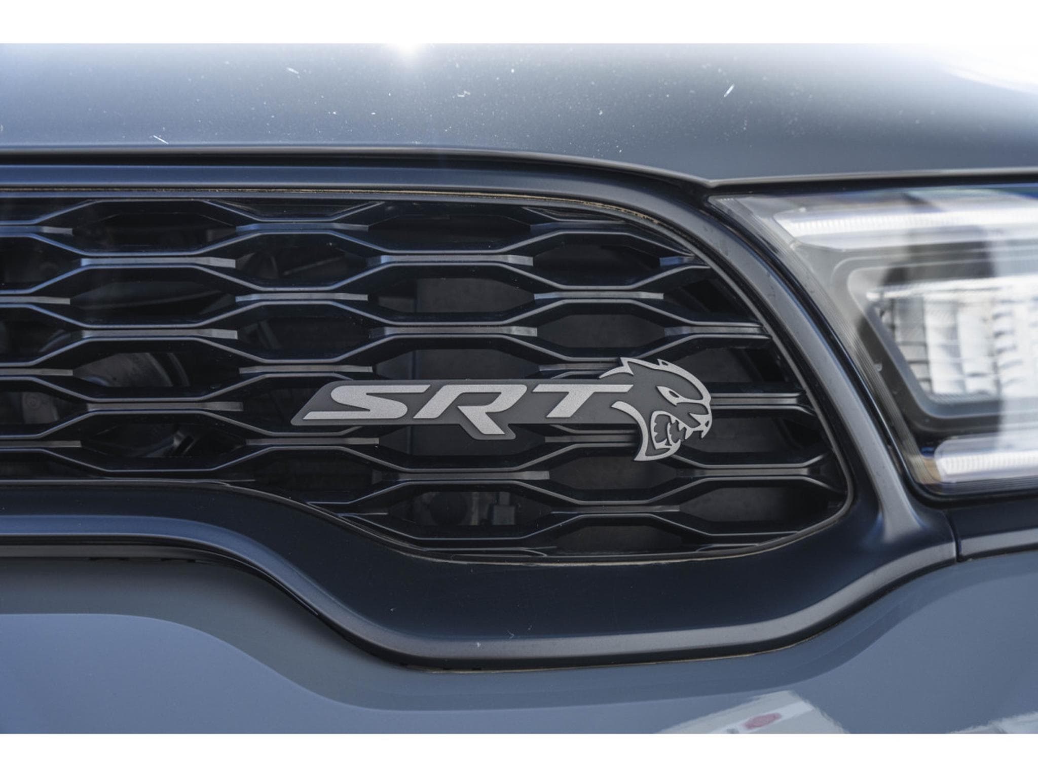 Dodge Durango SRT HELLCAT - 6 Places - Harman Kardon - Black Package (2023) - Photo 15
