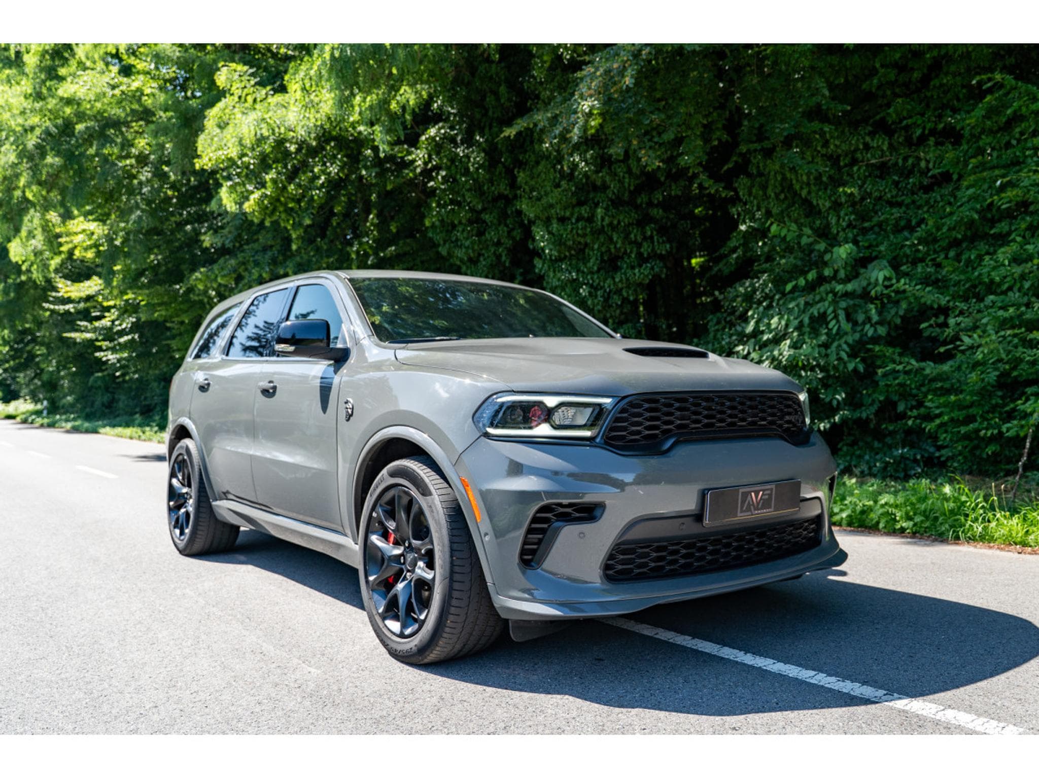 Dodge Durango SRT HELLCAT - 6 Places - Harman Kardon - Black Package (2023) - Photo 3