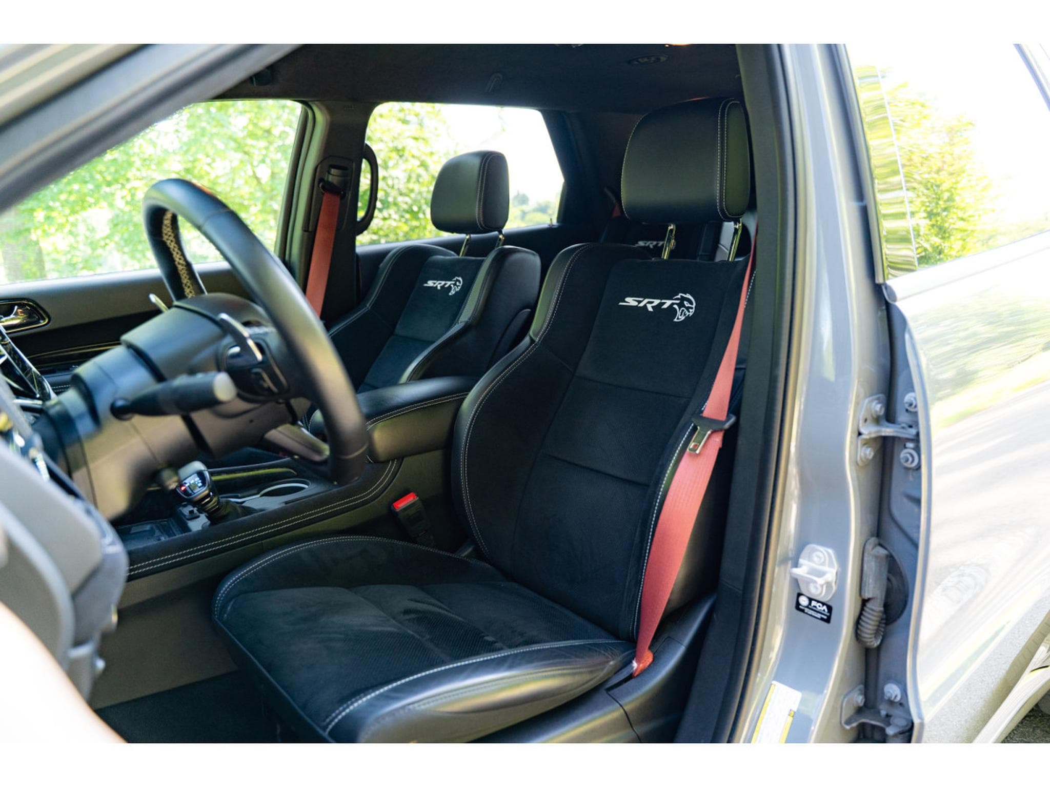 Dodge Durango SRT HELLCAT - 6 Places - Harman Kardon - Black Package (2023) - Photo 9