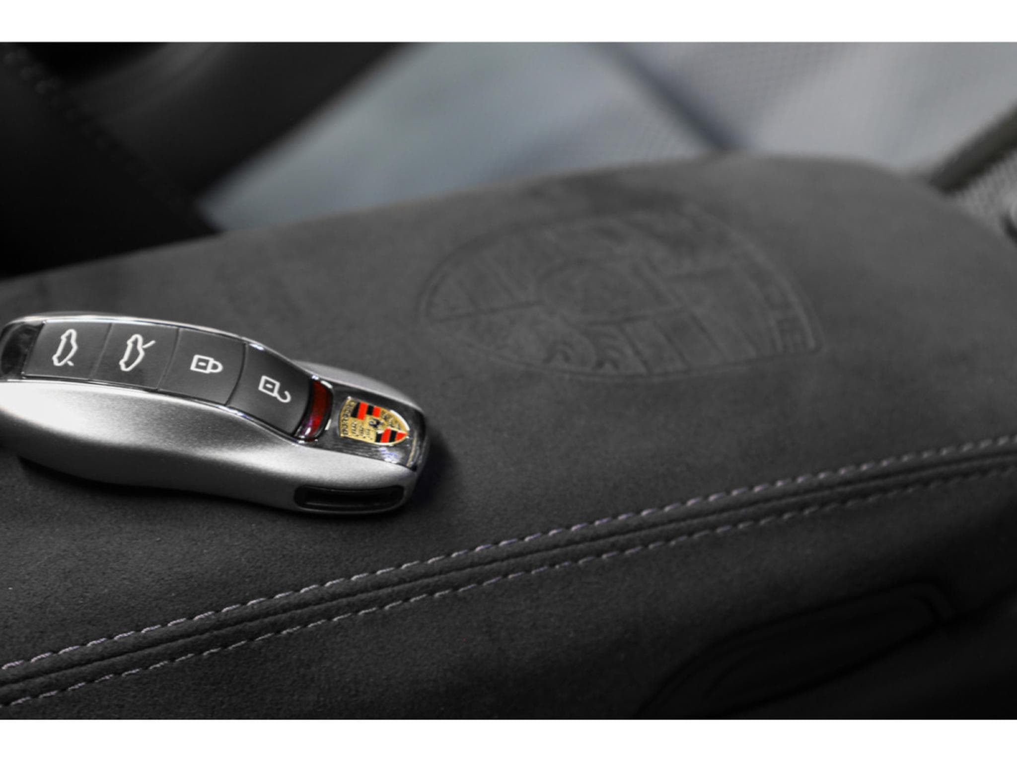 Porsche Boxster 718 Spyder RS PDK - PACK WEISSACH - ARGENT GT (2026) - Photo 25