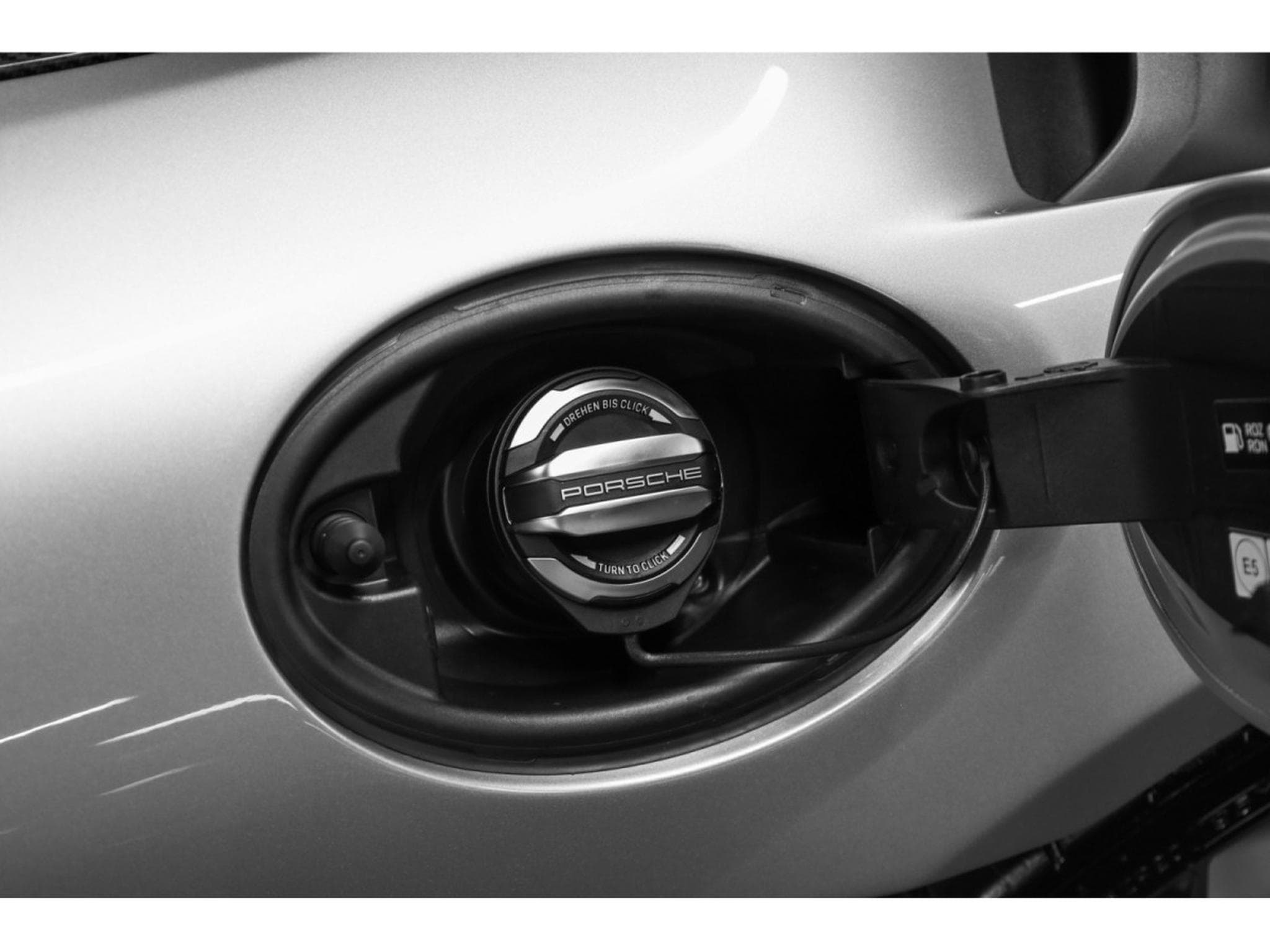 Porsche Boxster 718 Spyder RS PDK - PACK WEISSACH - ARGENT GT (2026) - Photo 29