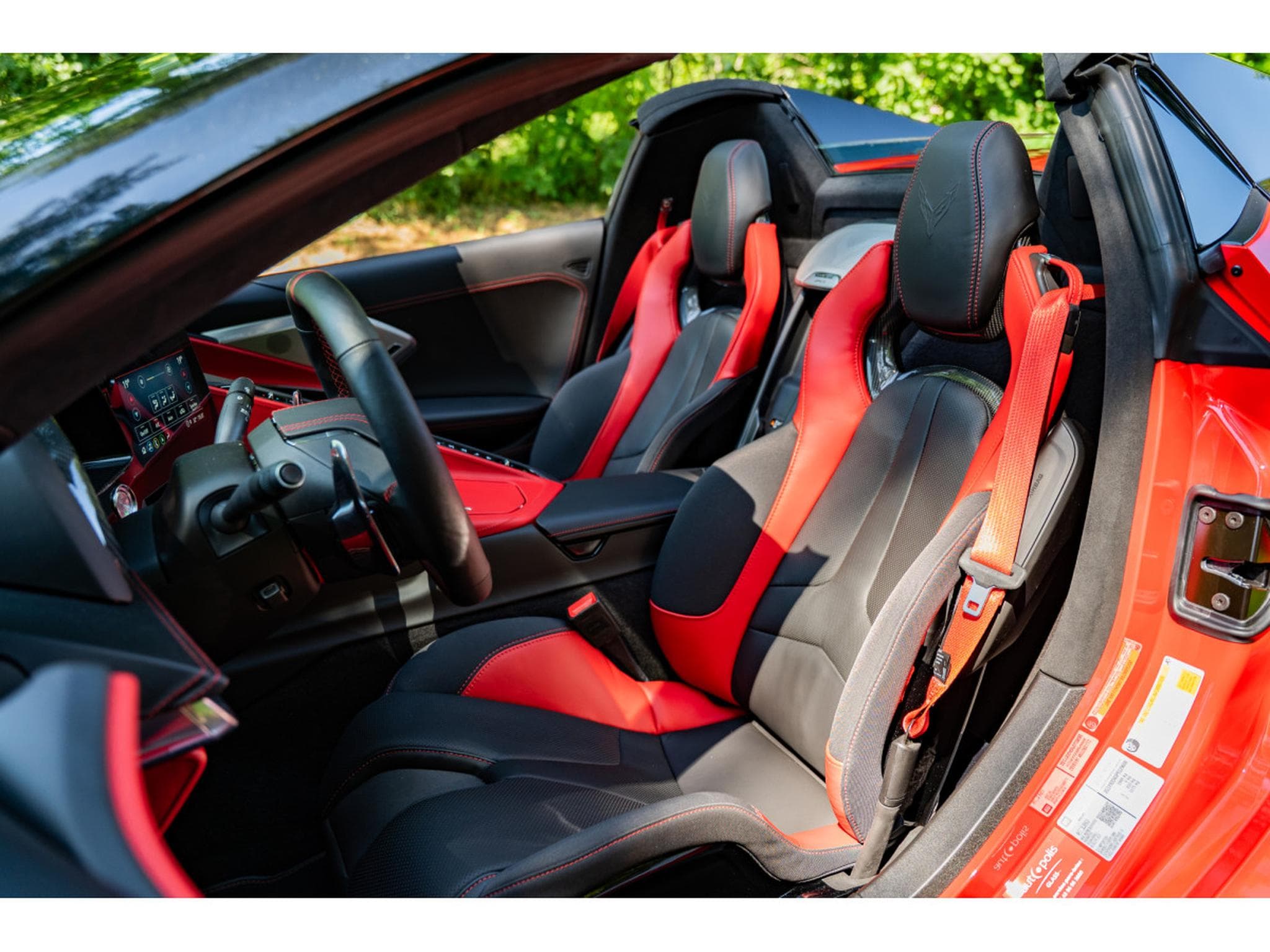 Chevrolet Corvette Stingray Cabriolet 3LT - Lift - Magnetic Ride - Competition (2023) - Photo 12