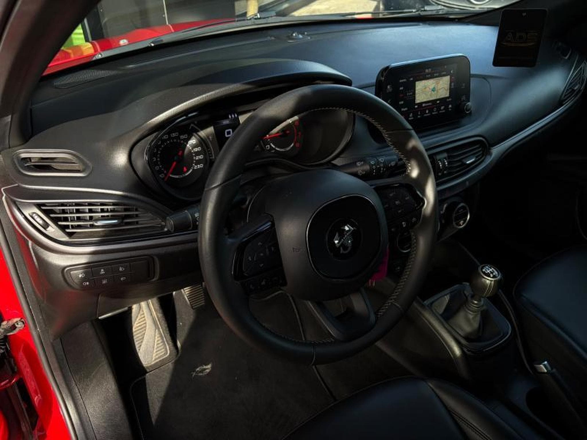Fiat Tipo 5 portes/SW S-Design (2019) - Photo 5