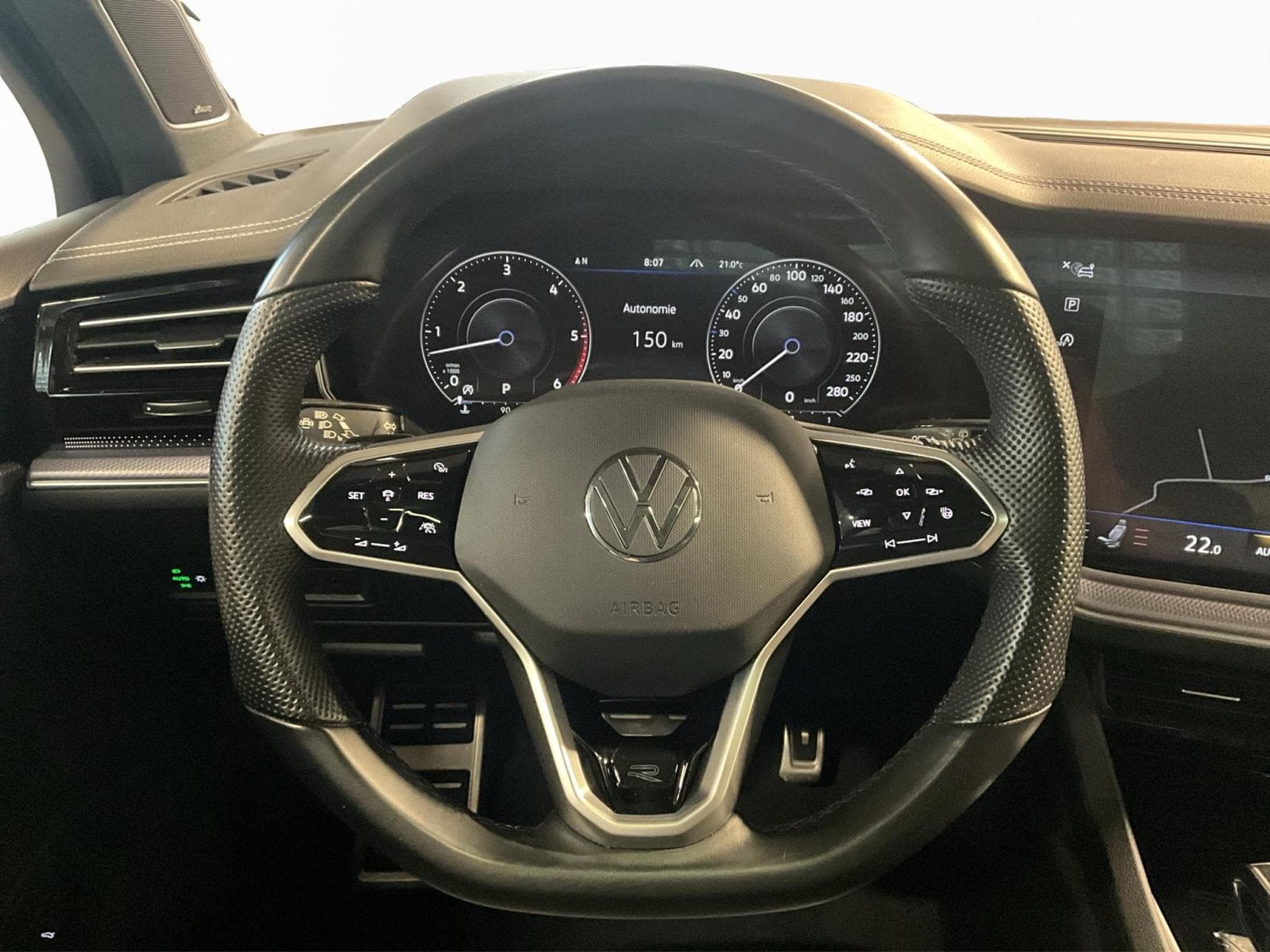 VW Touareg R-Line+V6+4M+DSG+Black-Style+Pano+AHK+Stand-H.+Luft. (2021) - Photo 10