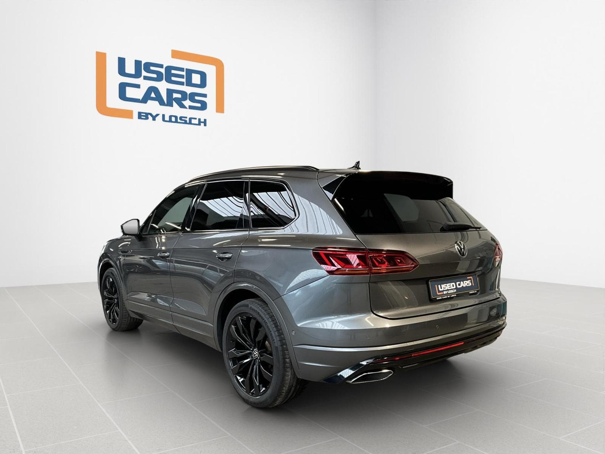 VW Touareg R-Line+V6+4M+DSG+Black-Style+Pano+AHK+Stand-H.+Luft. (2021) - Photo 6