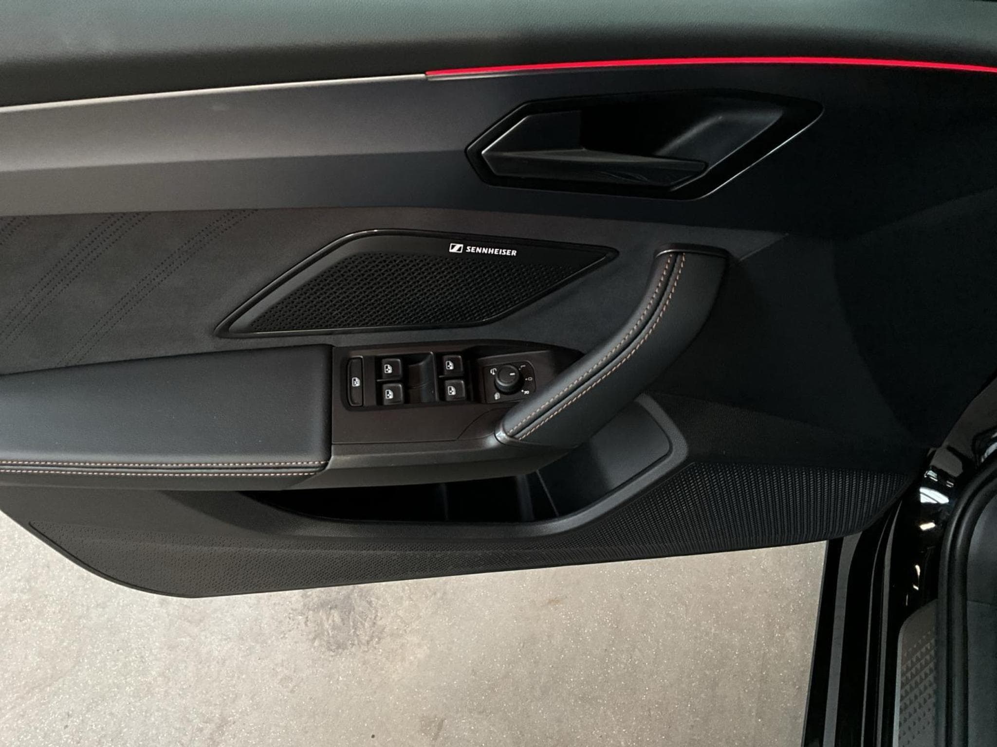 Cupra Leon TDI+DSG+Sennheiser+Pure-Perf+Dynamic-Design (2025) - Photo 10