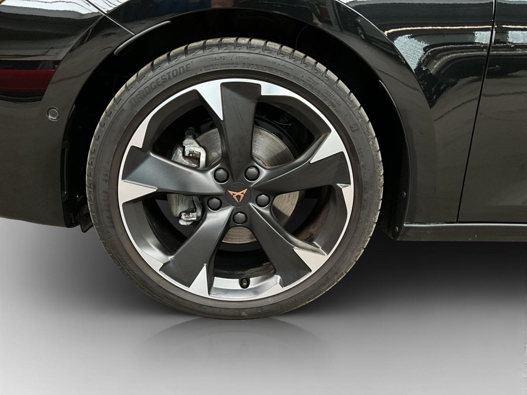 Cupra Leon TDI+DSG+Sennheiser+Pure-Perf+Dynamic-Design (2025) - Photo 8