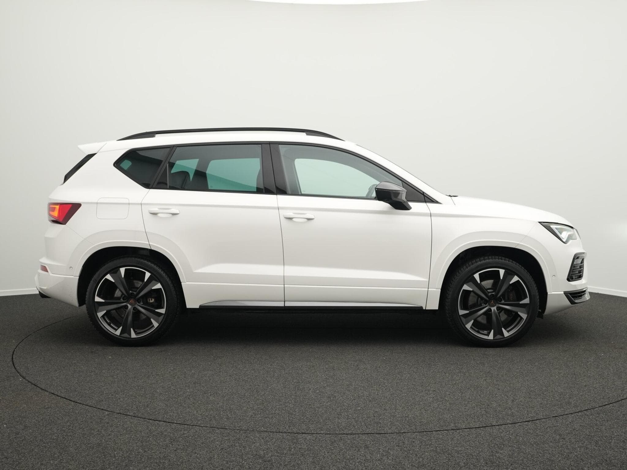CUPRA Ateca 2.0 TSI VZ 4Drive OPF (2024) - Photo 5