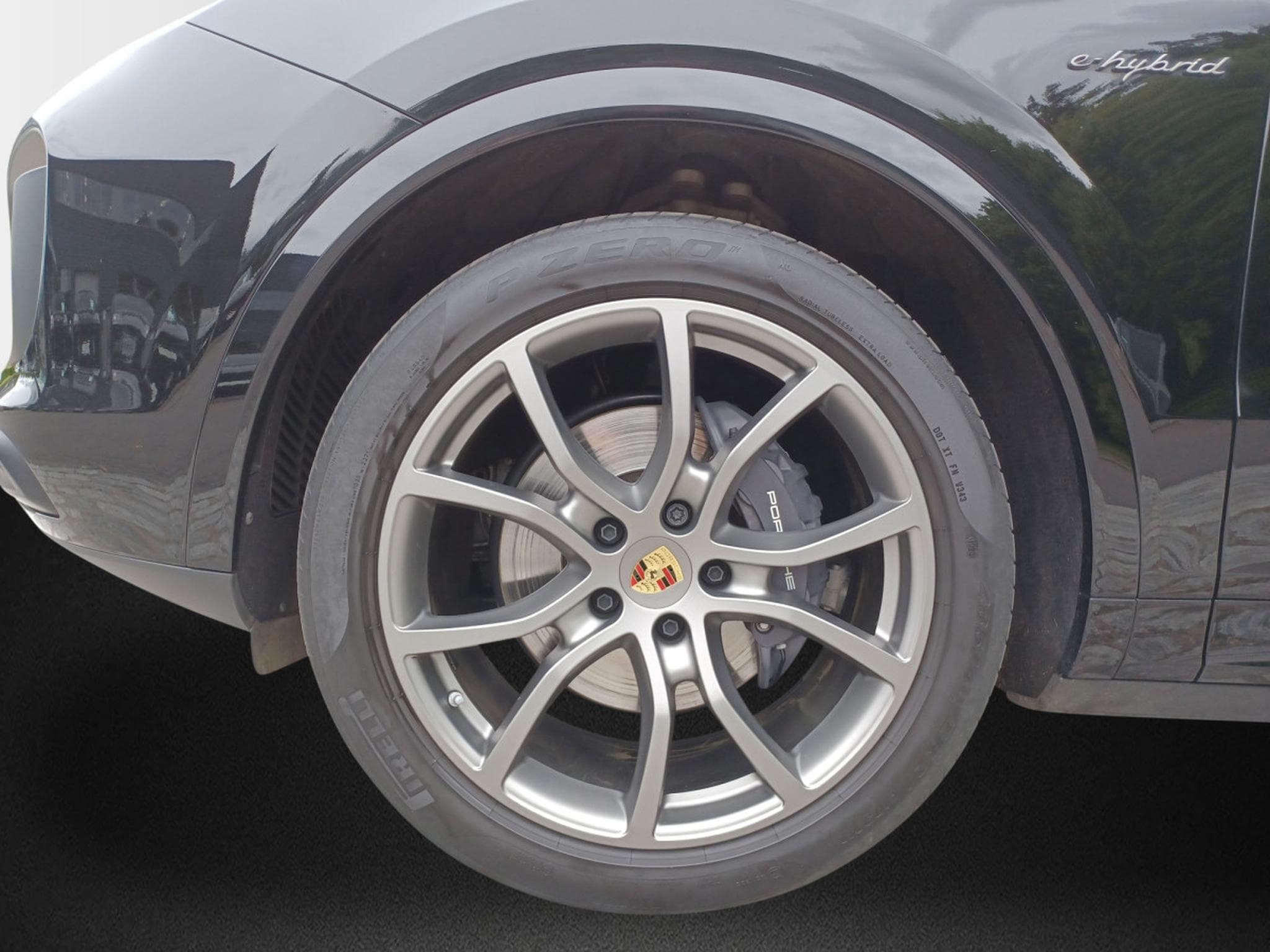 Porsche Cayenne E-Hybrid Coupé Platinum Edition (2023) - Photo 8