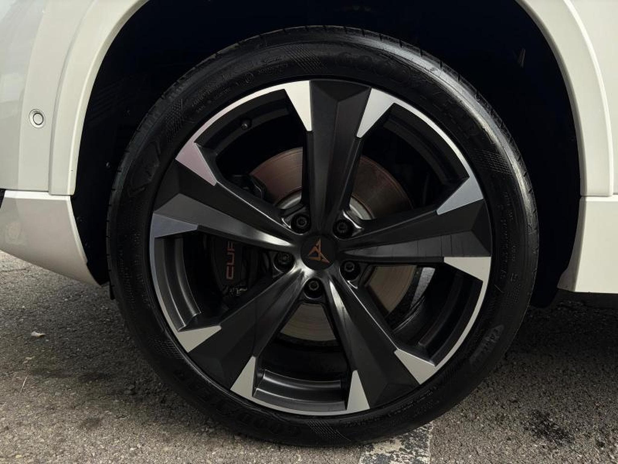 Cupra Ateca BVA/Cam360°/BeatsAudio/Jantes19/AppleCarPlay (2023) - Photo 5