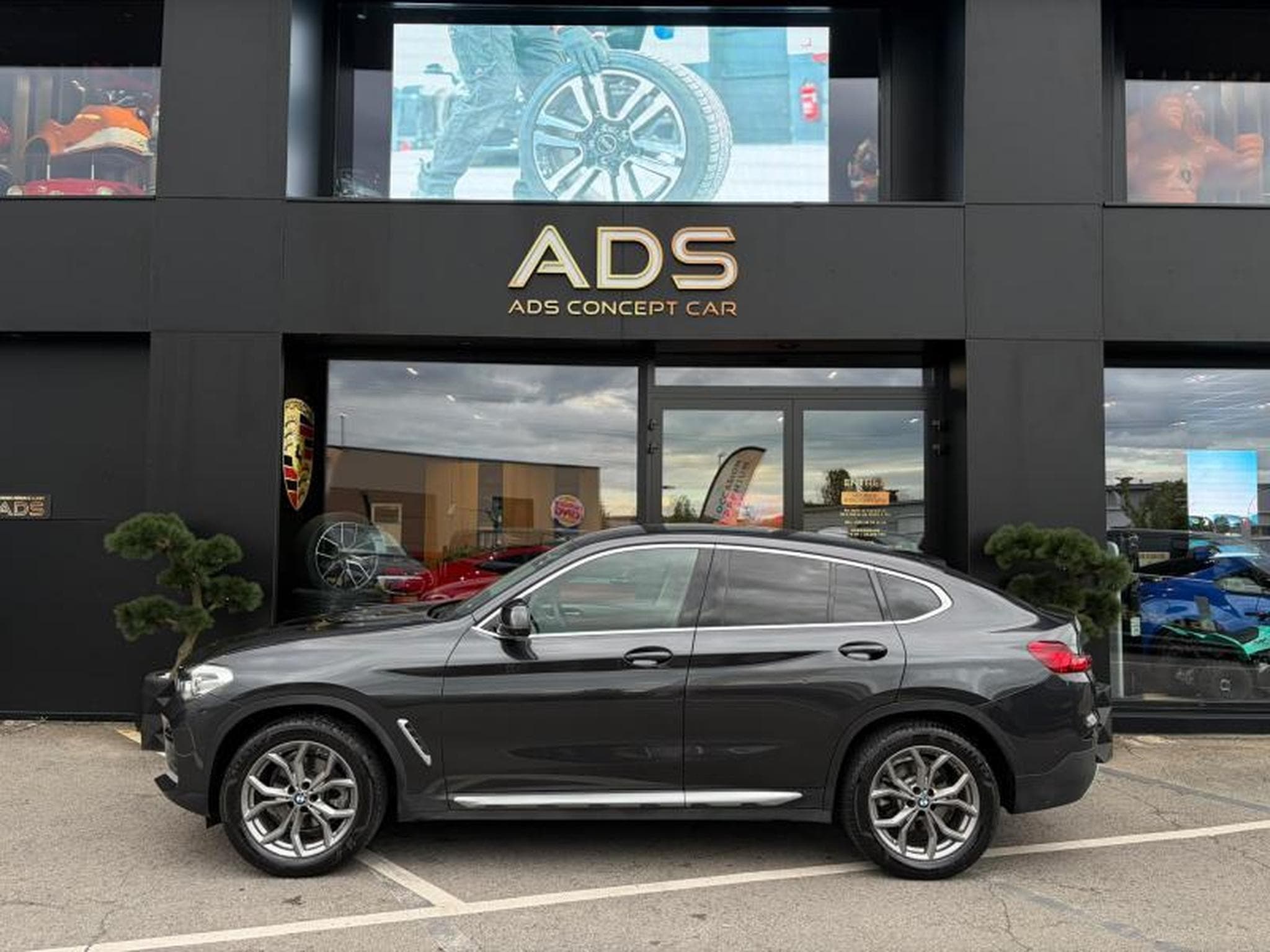 BMW X4 xDrive20i X-line/Camera 360/GPS/ATH (2021) - Photo 11