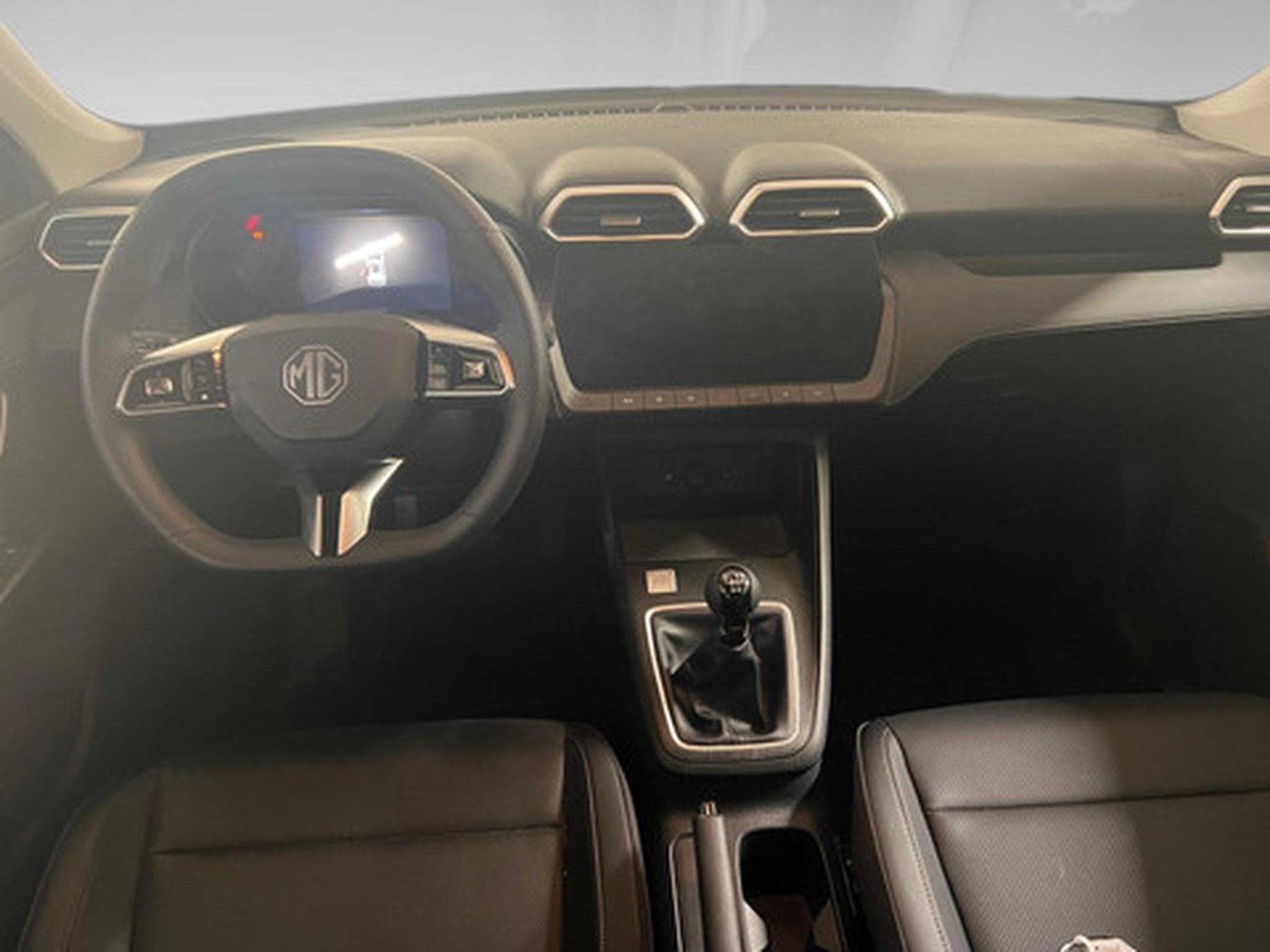 MG ZS 1.5 Comfort (2025) - Photo 16