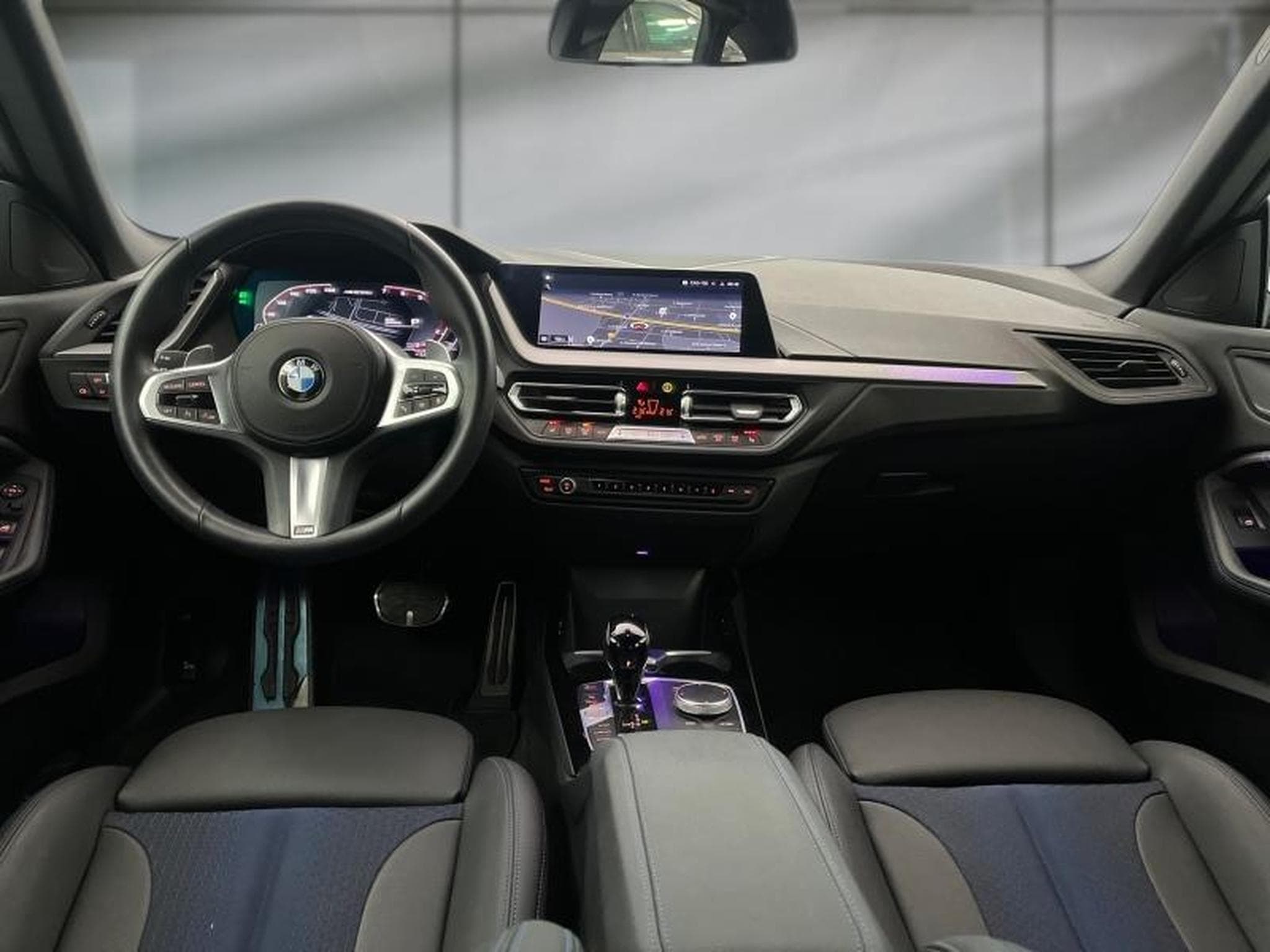 BMW Série 2 -33% M235iA xDrive 306ch (2023) - Photo 10