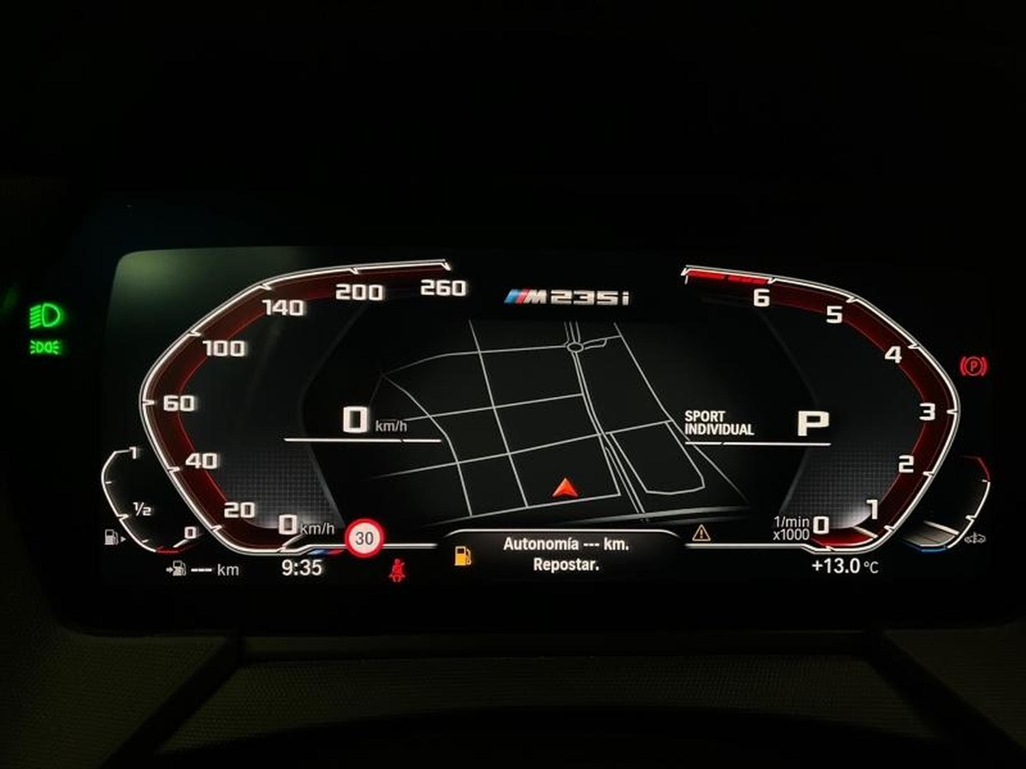 BMW Série 2 -33% M235iA xDrive 306ch (2023) - Photo 24