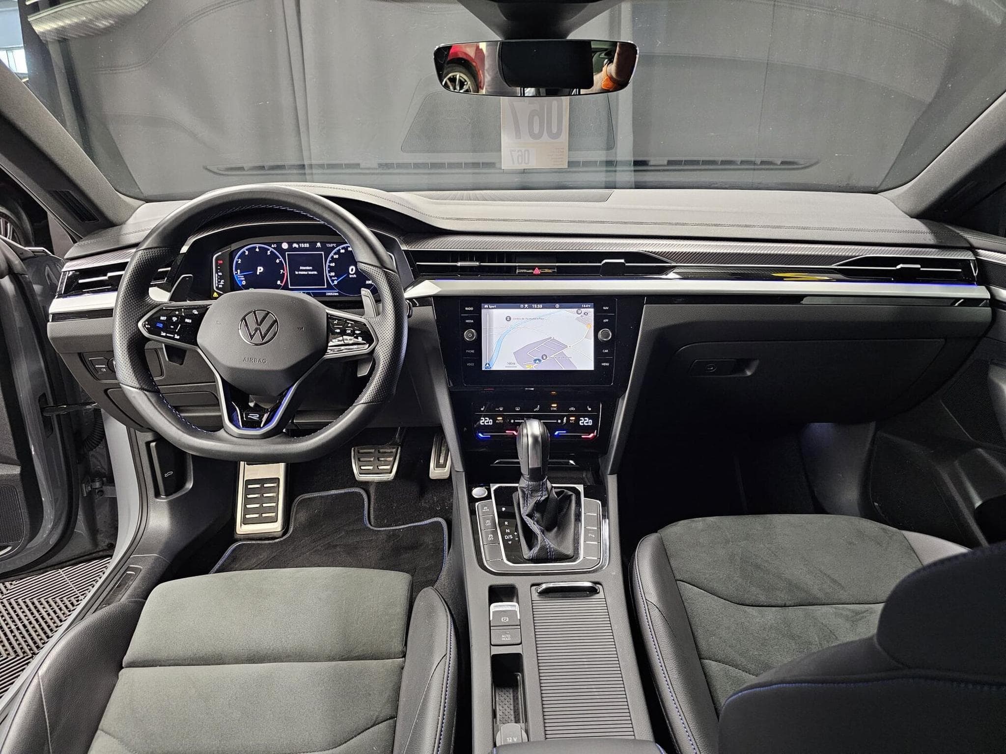 VW Arteon R Shooting Brake 2.0 TSI 320cv 4motion (2024) - Photo 2