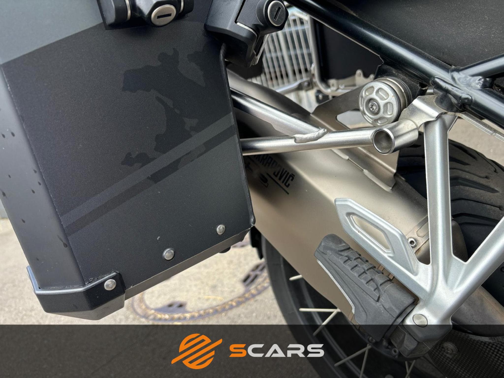 BMW R 1250 GS Adventure EXCLUSIVE 3 Pack (2019) - Photo 12