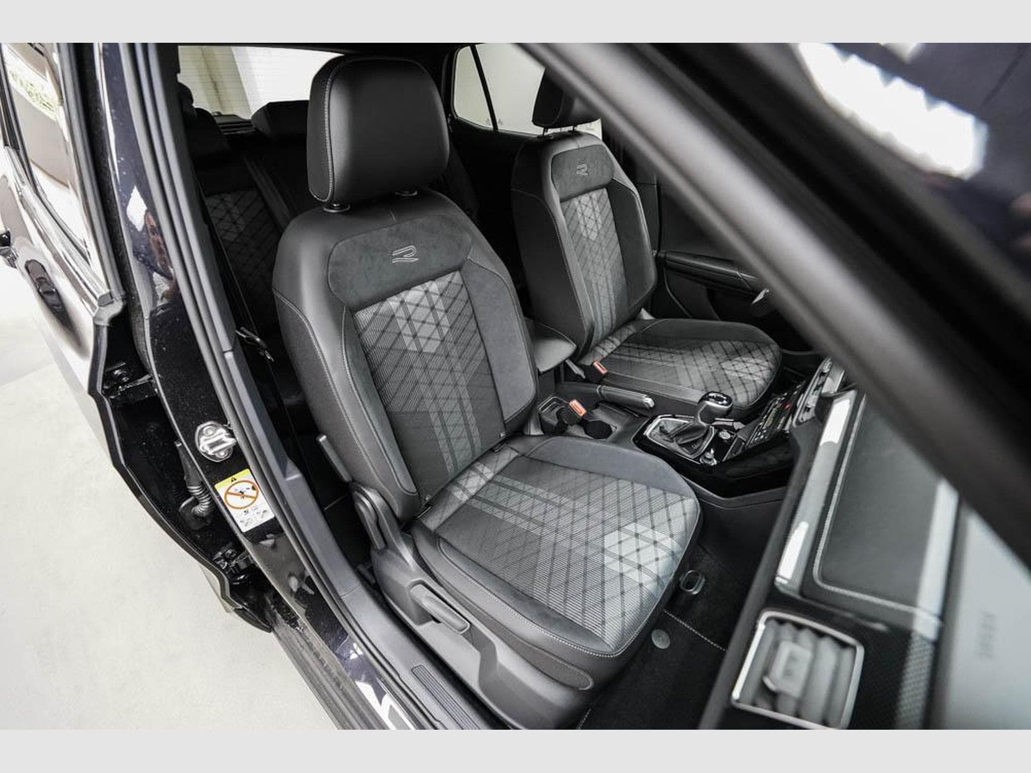 VW T-Cross 1,0 TSI DSG (2026) - Photo 19