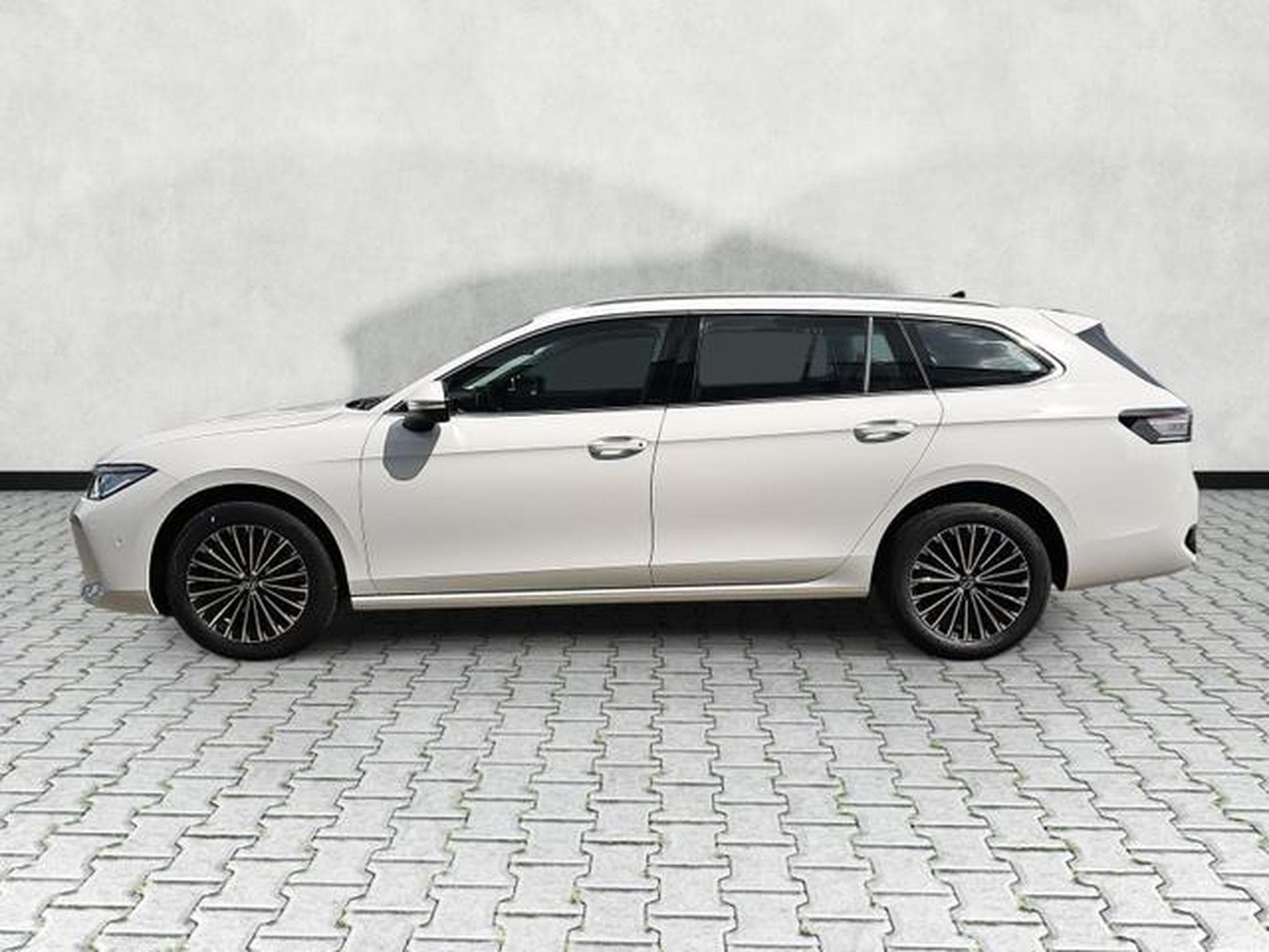 VW Passat Variant 2.0 TDI 110 kW Elegance (2026) - Photo 4
