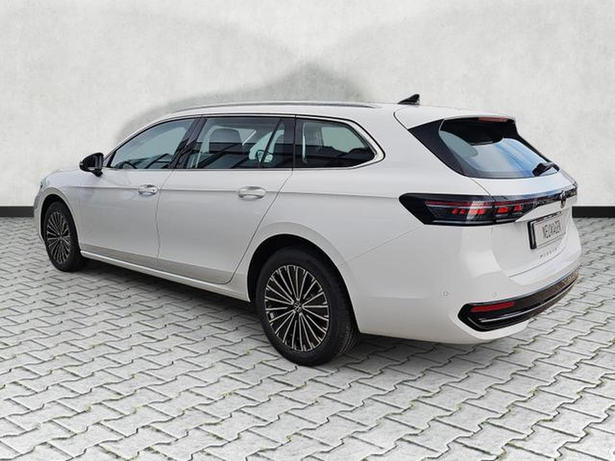 VW Passat Variant 2.0 TDI 110 kW Elegance (2026) - Photo 5