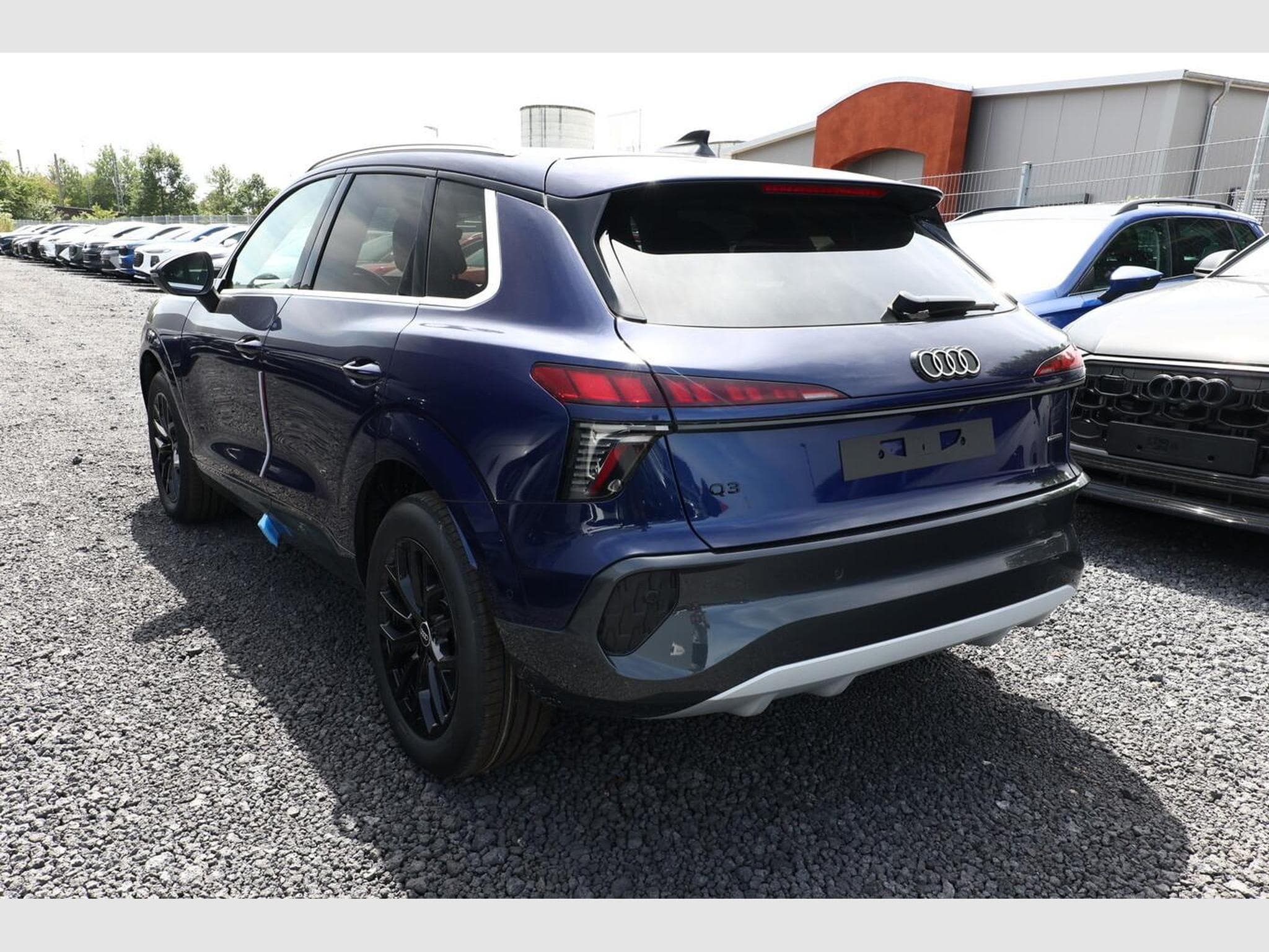 Audi Q3 Intense (2026) - Photo 4