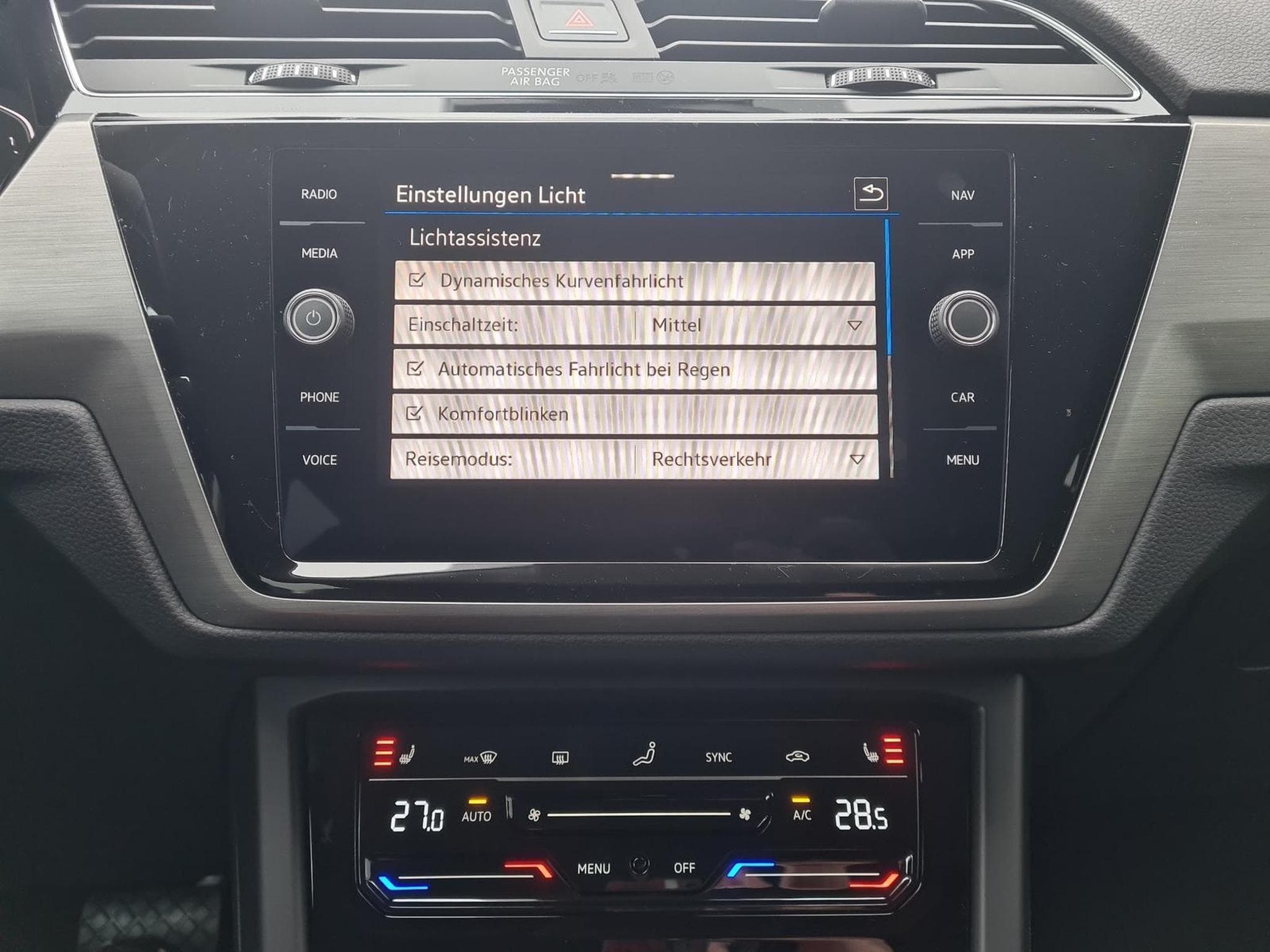 VW Touran Comfortline BMT/Start-Stopp (2026) - Photo 21