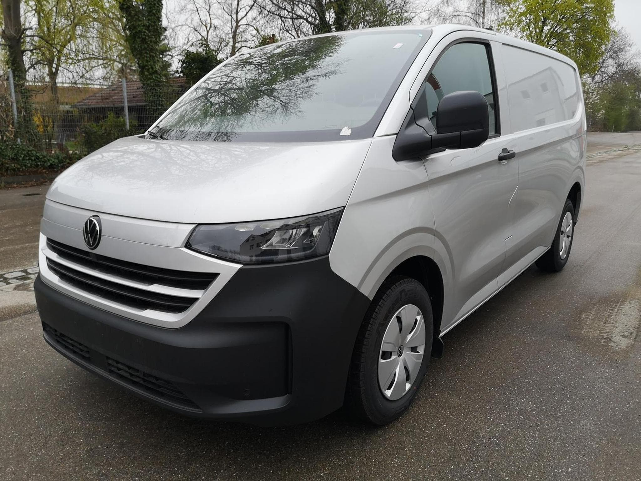 VW e-Transporter Kasten BEV 100 kW RWD KR (2026) - Photo 1