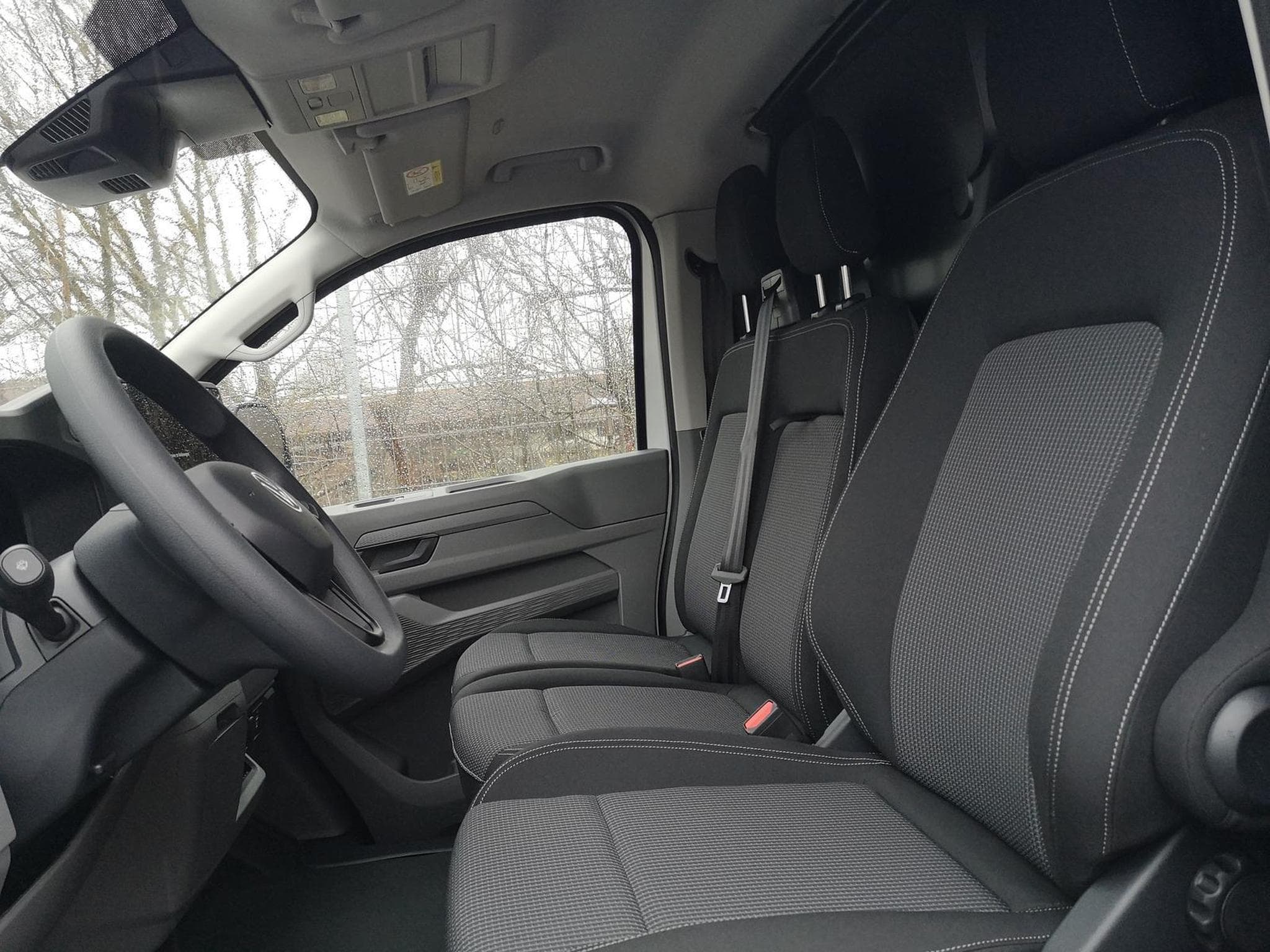 VW e-Transporter Kasten BEV 100 kW RWD KR (2026) - Photo 7