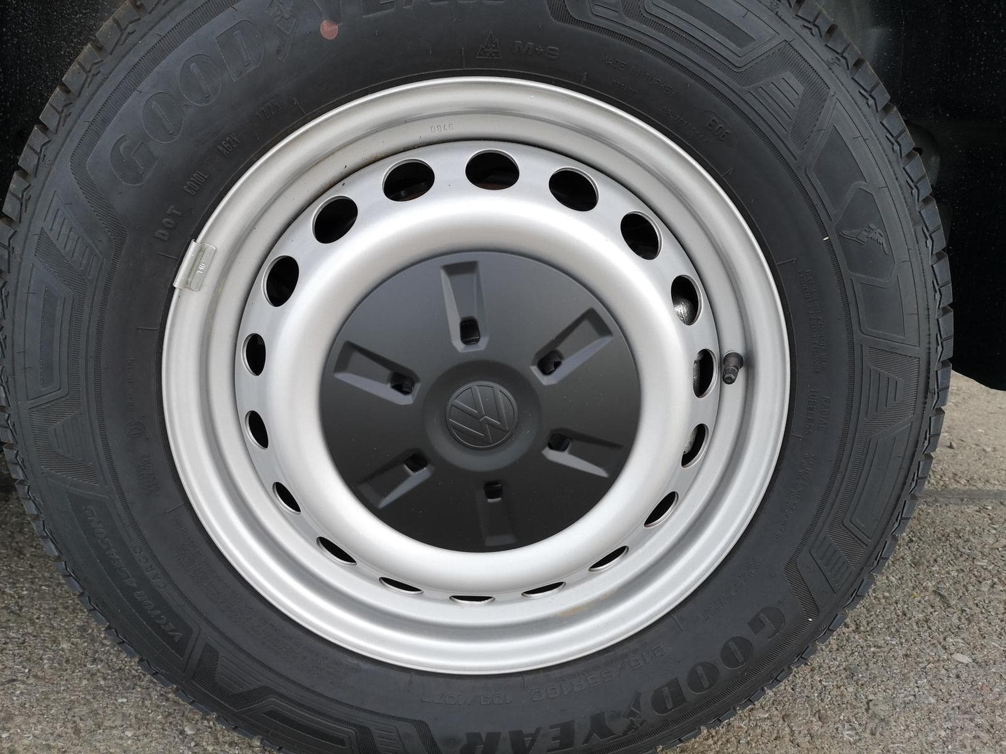 VW e-Transporter Kasten BEV 100 kW RWD LR (2026) - Photo 3
