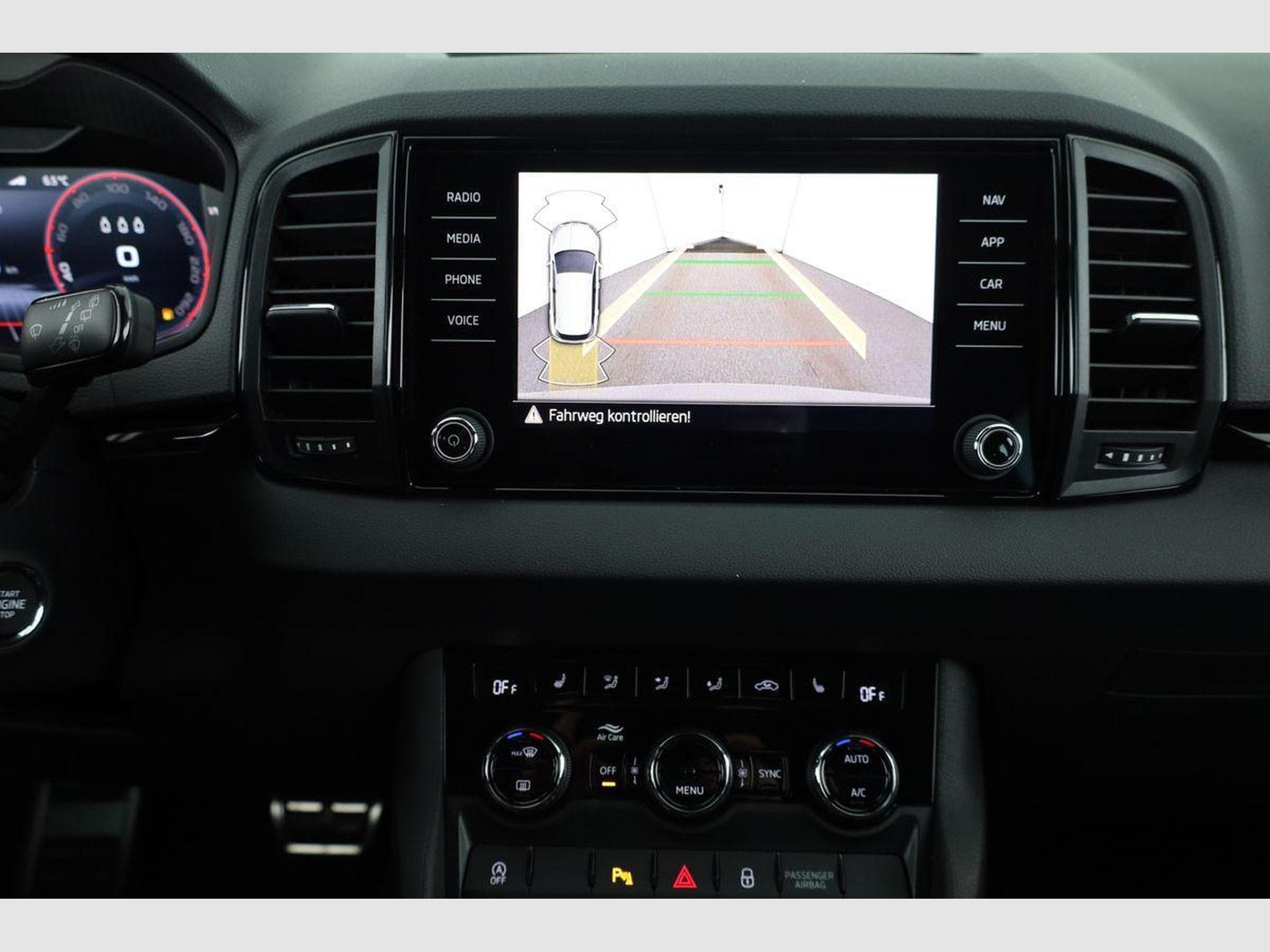 Skoda Karoq Sportline (2026) - Photo 6