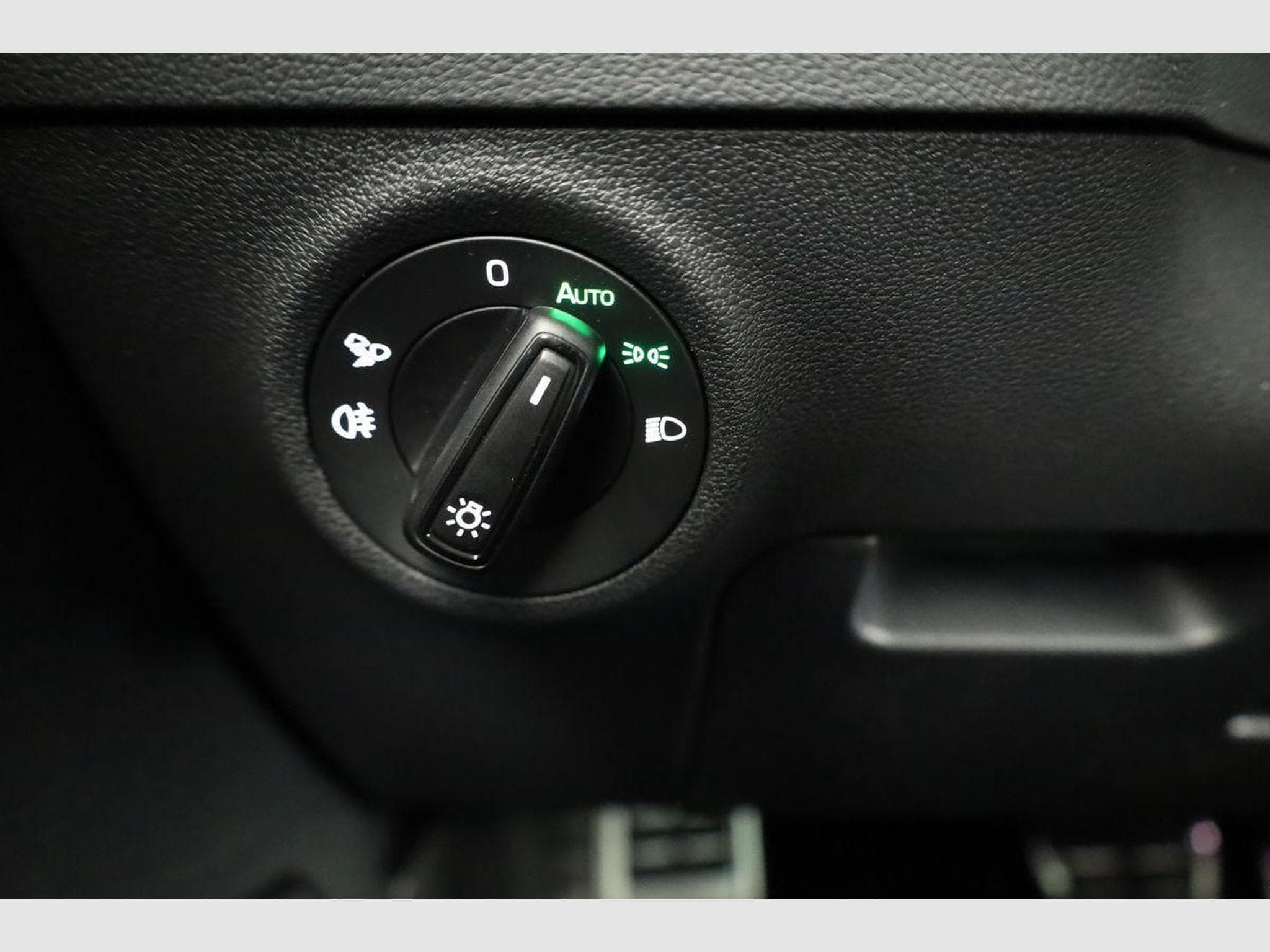 Skoda Karoq Sportline (2026) - Photo 8