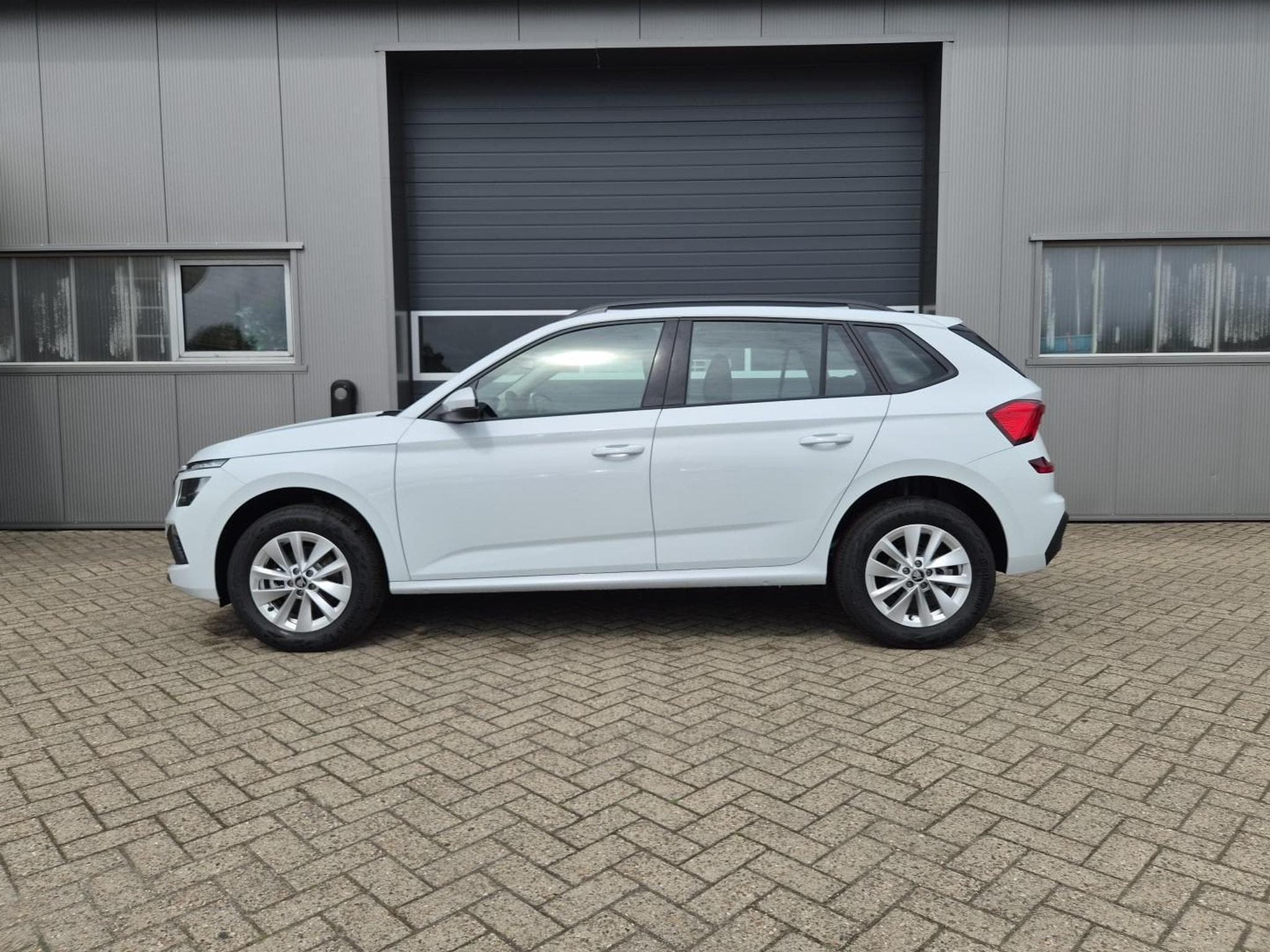 Skoda Kamiq 1.0 TSI 115PS (2026) - Photo 8