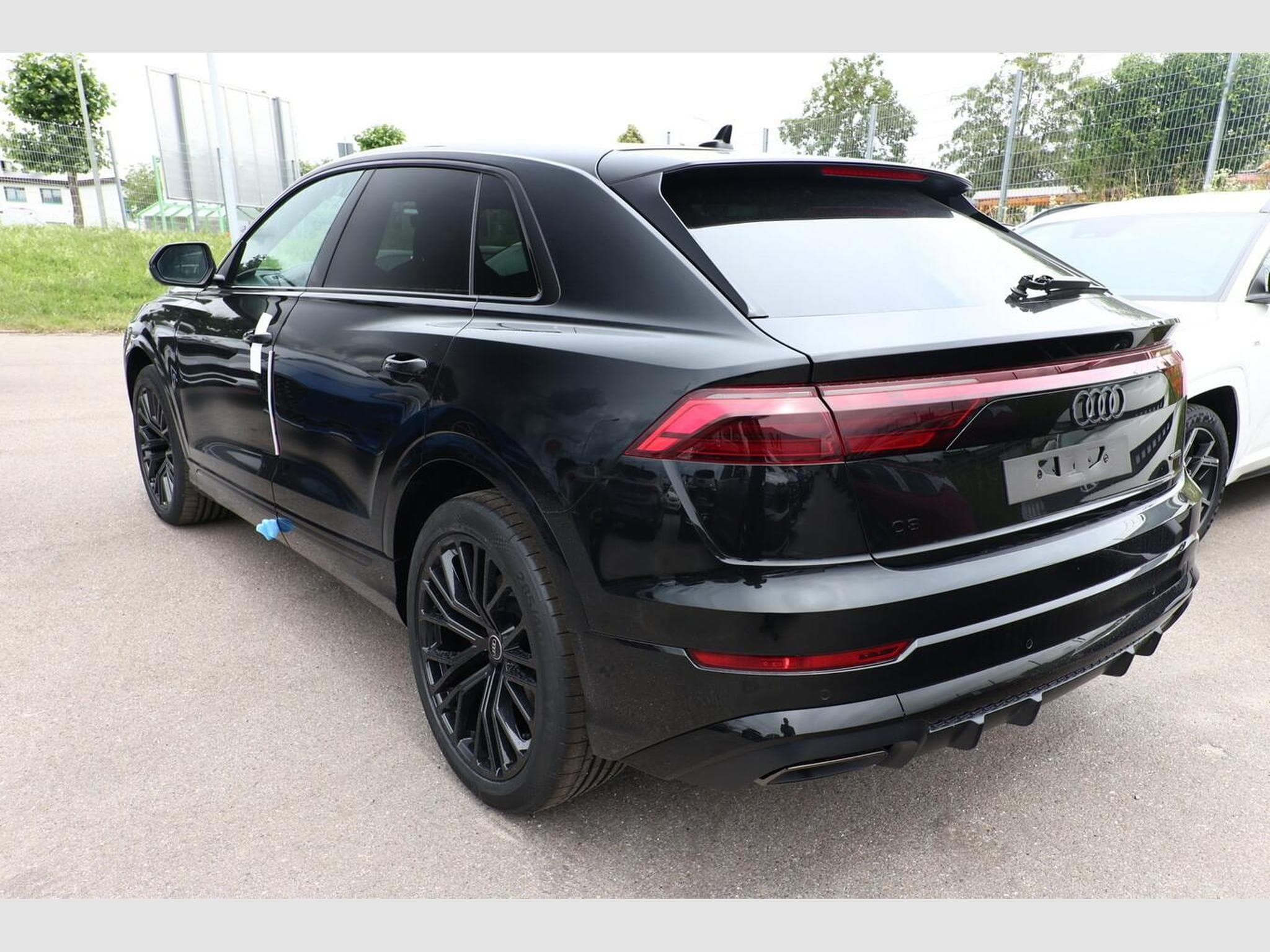 Audi Q8 S line (2026) - Photo 4