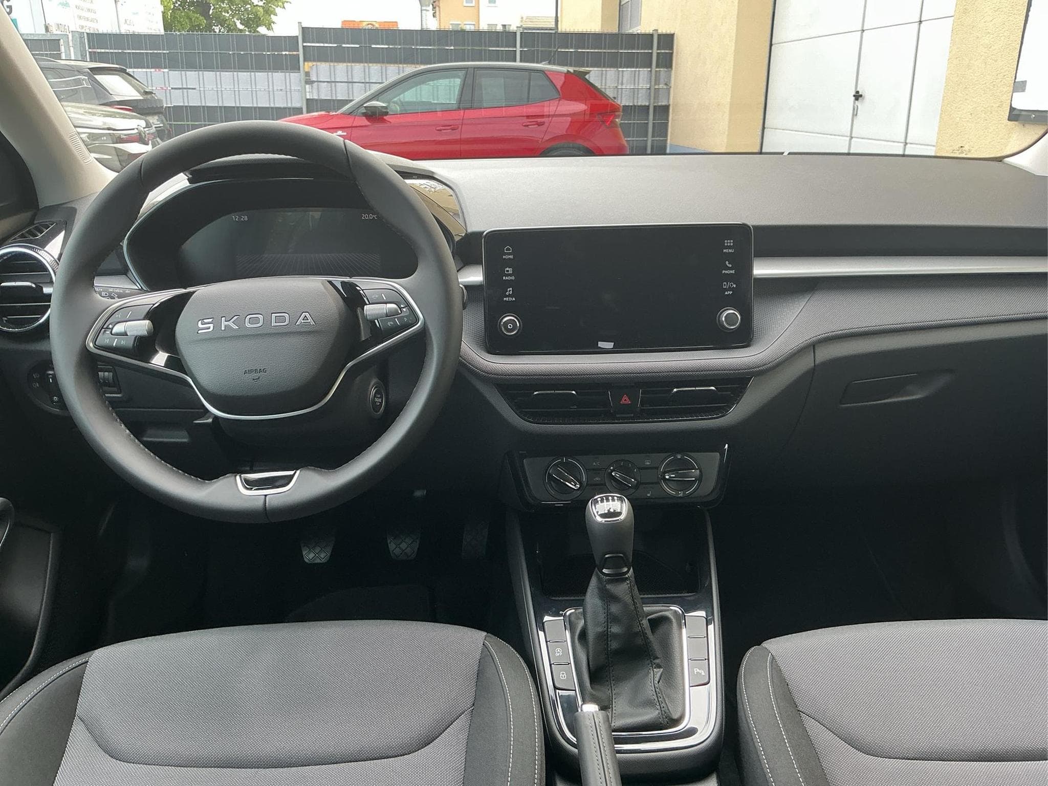 Skoda Fabia Classic 5J. Garantie (2026) - Photo 16