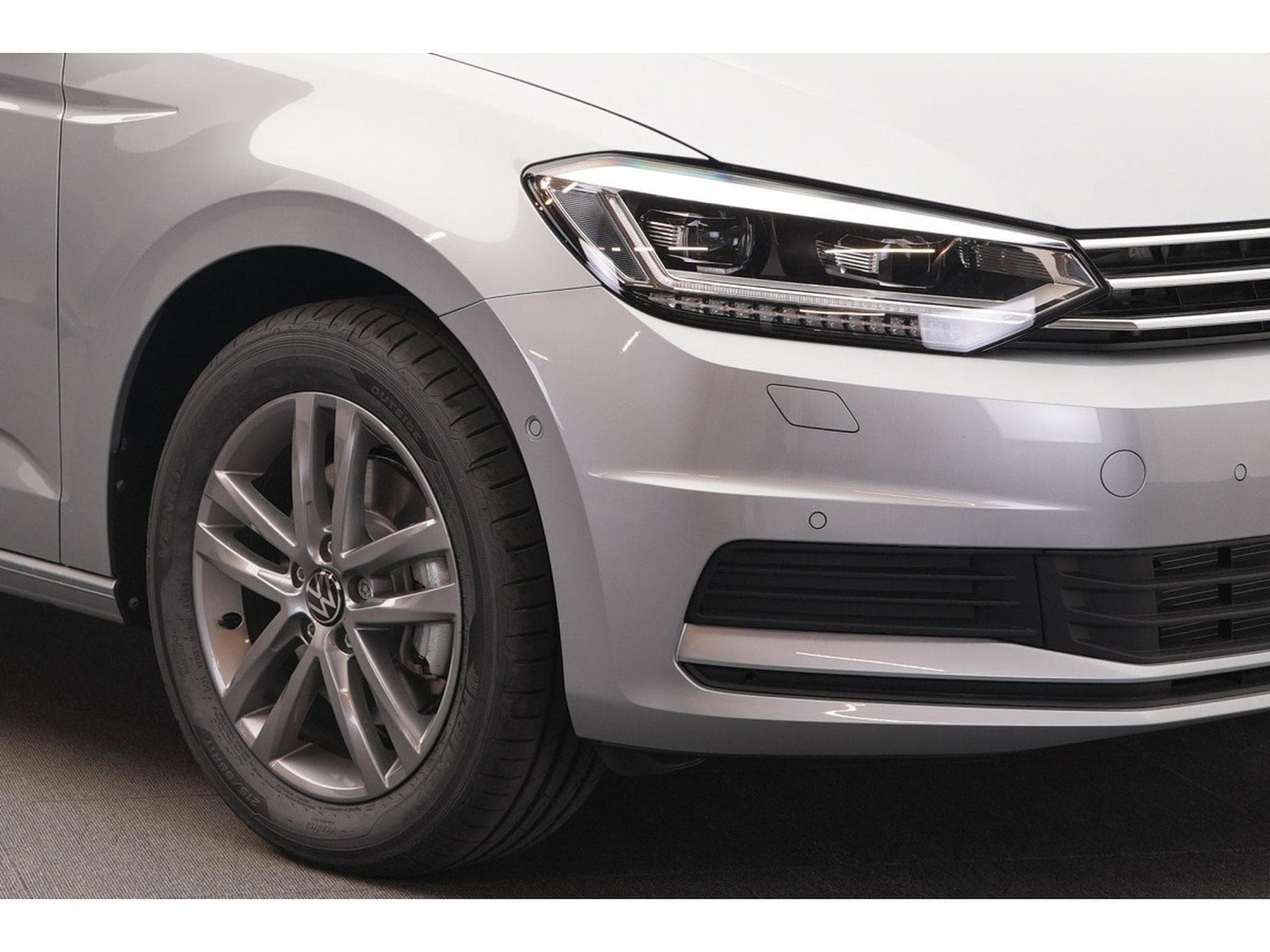 VW Touran Comfortline  1.5 TSI DSG7 110 kW-150CV - Garantie 4 ans/80 0 (2026) - Photo 10