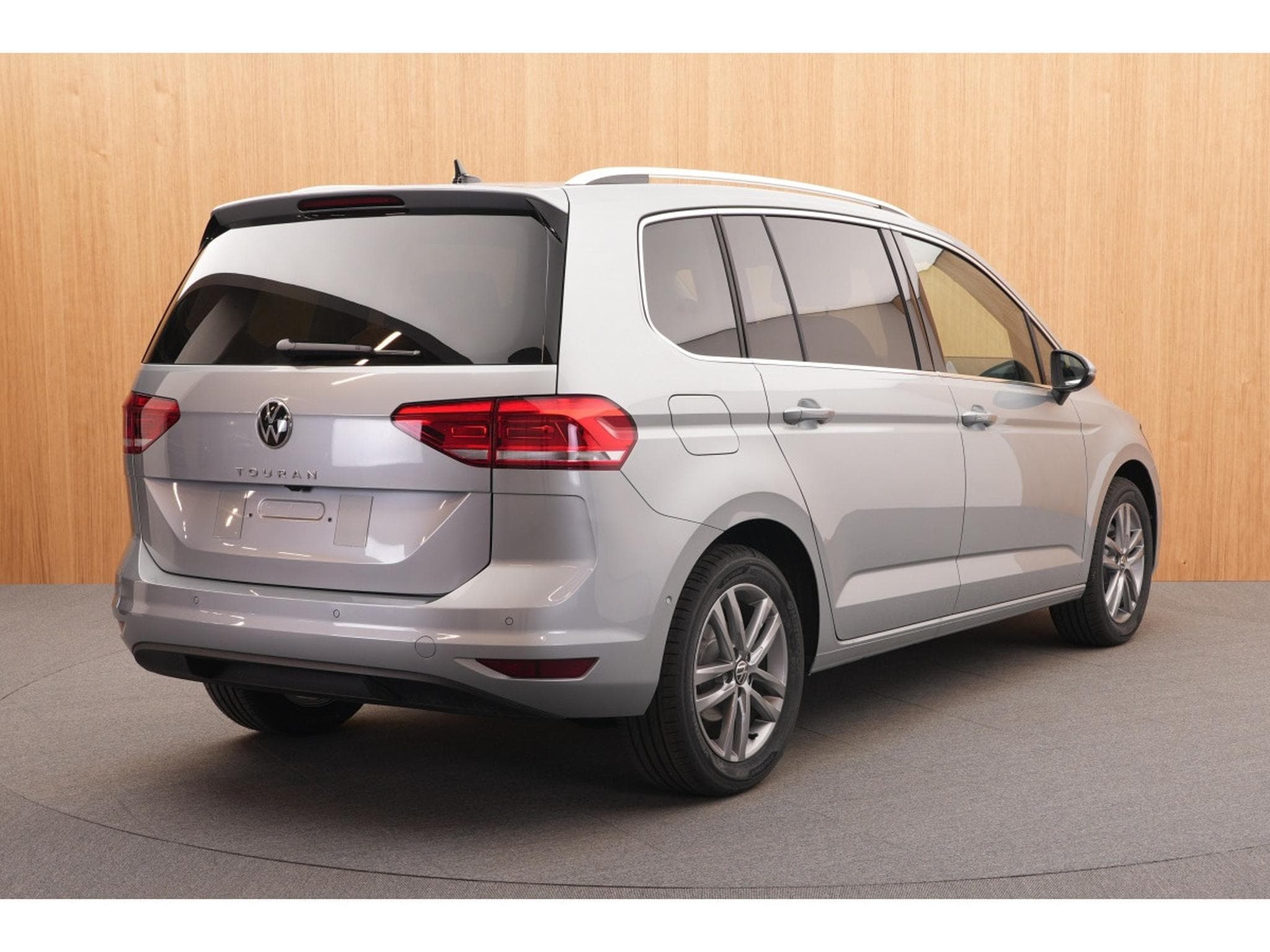 VW Touran Comfortline  1.5 TSI DSG7 110 kW-150CV - Garantie 4 ans/80 0 (2026) - Photo 4