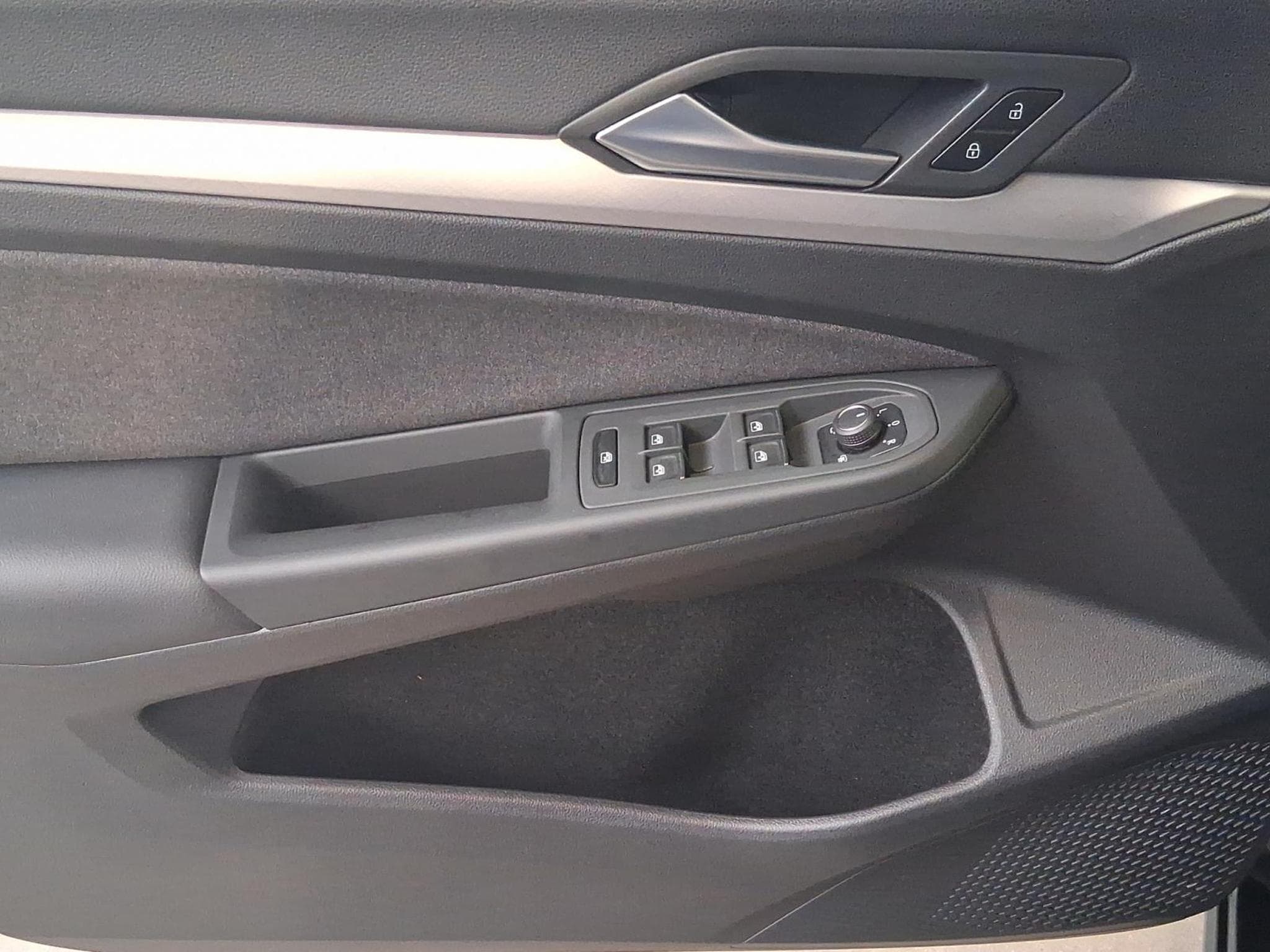 VW Golf Life+DSG+Navi+LED (2025) - Photo 10