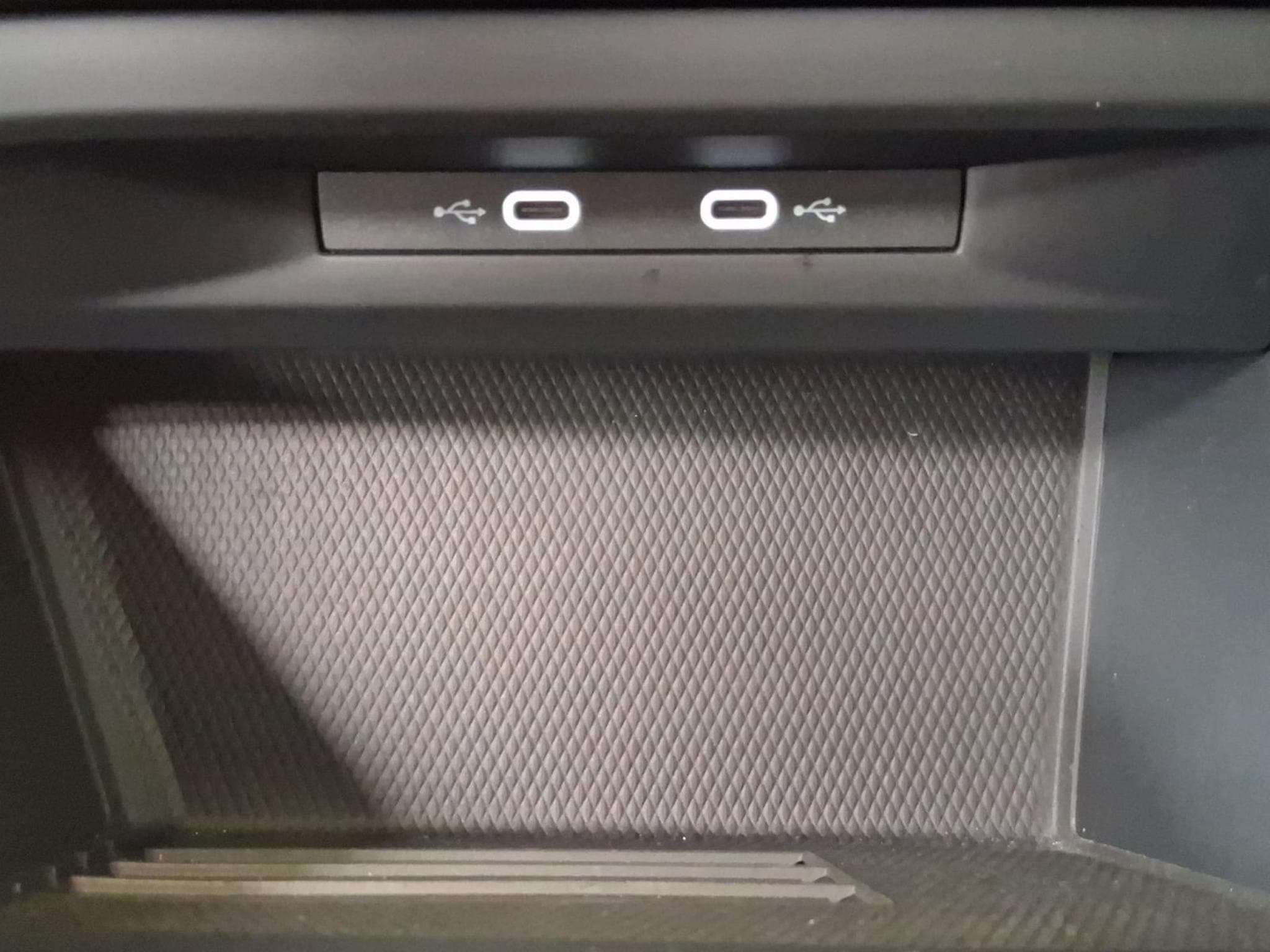 VW Golf Life+DSG+Navi+LED (2025) - Photo 15
