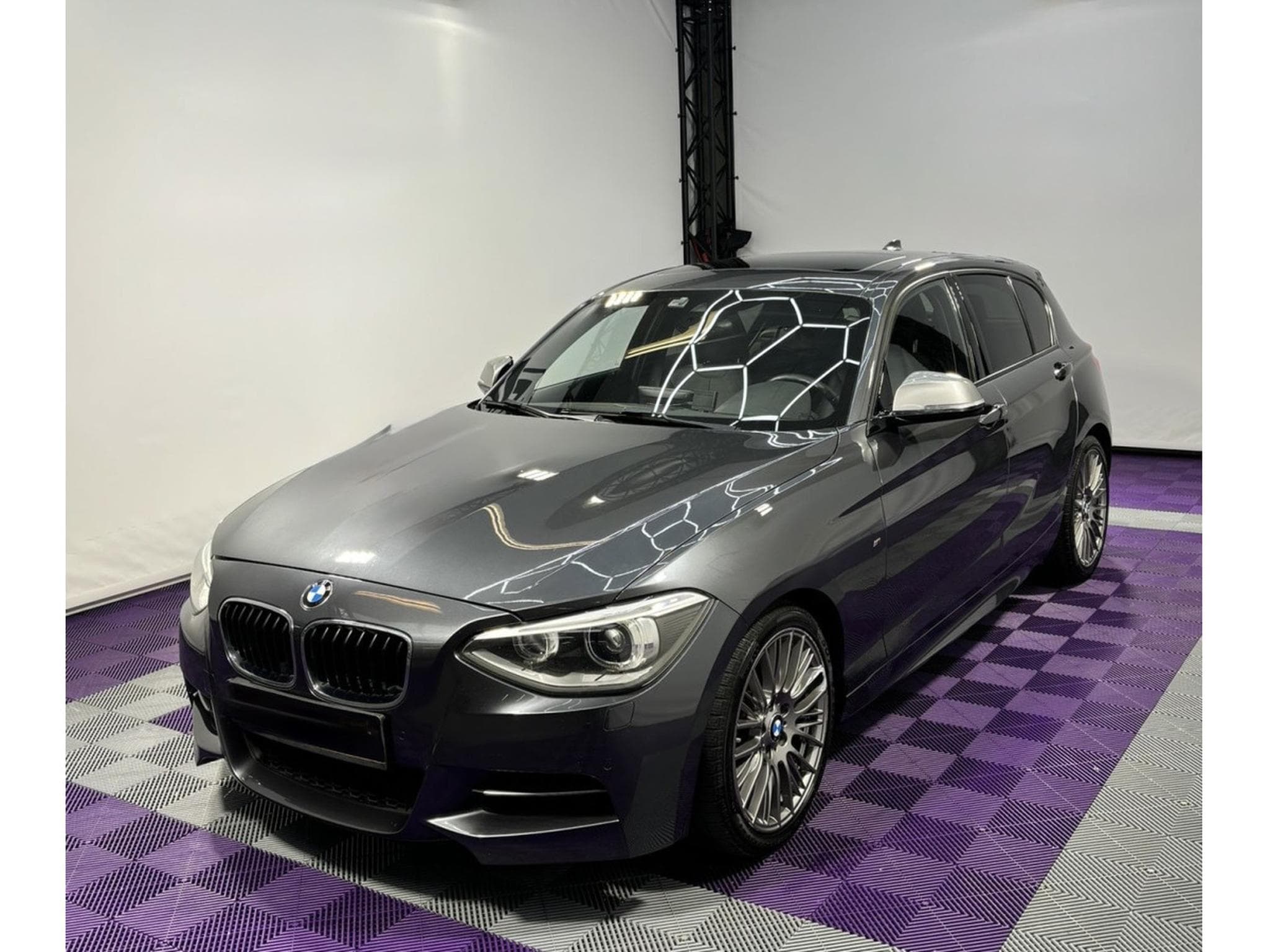 BMW M135 M135i Xdrive/PANO/SUIVI/M SPORT/GARANTIE (2014) - Photo 1