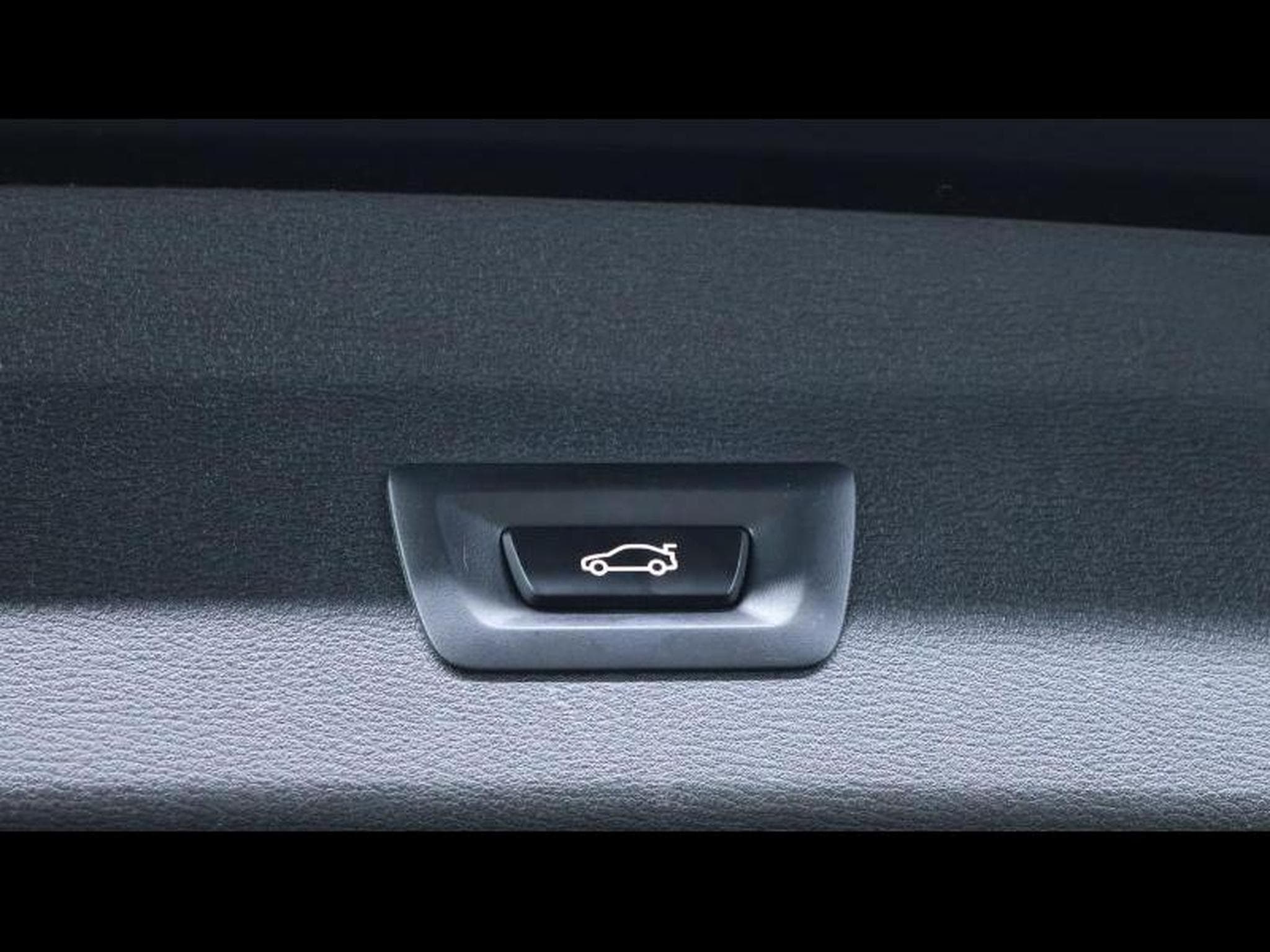BMW X1 18i M SPORT Edition Auto (2021) - Photo 29