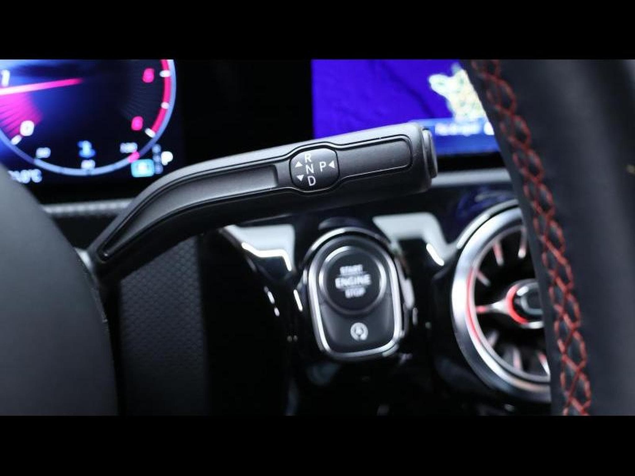 Mercedes A 180 d AMG Line 8g-DCT (2024) - Photo 19
