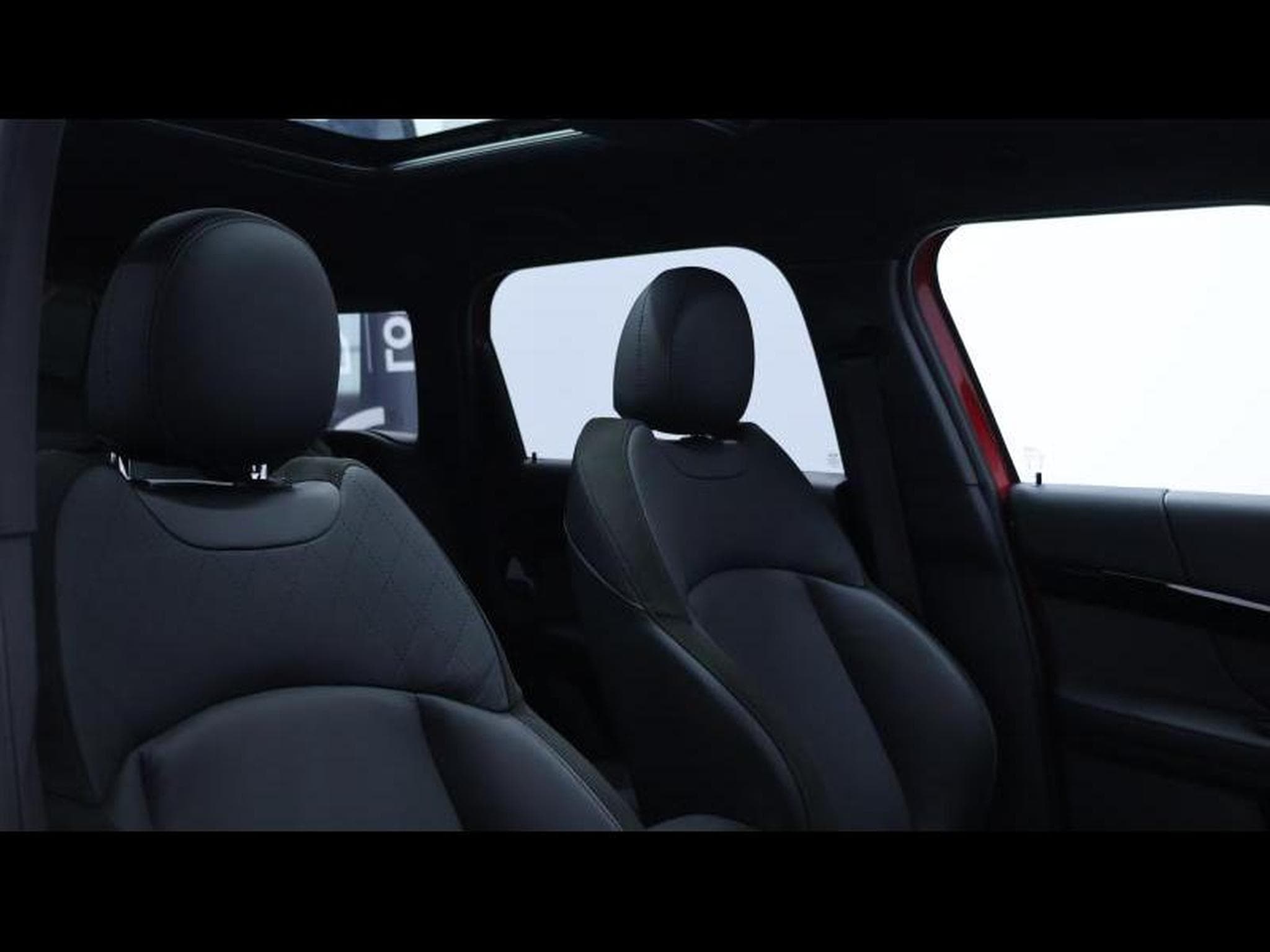 MINI Countryman 1.5 Cooper SE Steptronic (2023) - Photo 12